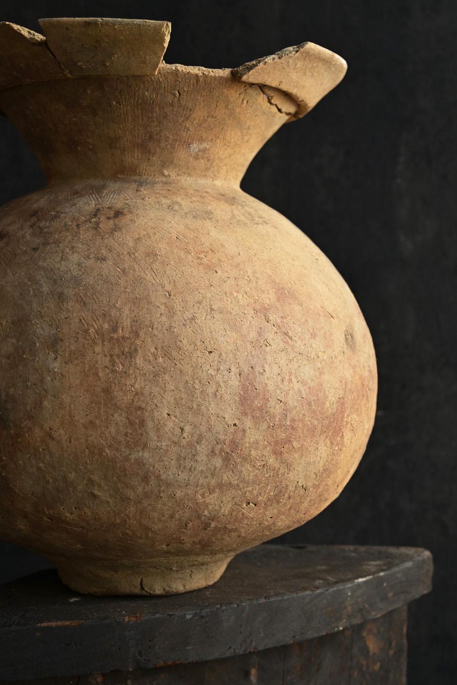 Sehr alte japanische Vase aus ausgegrabenem Steingut/Wabi Sabi-Vase im Angebot 3