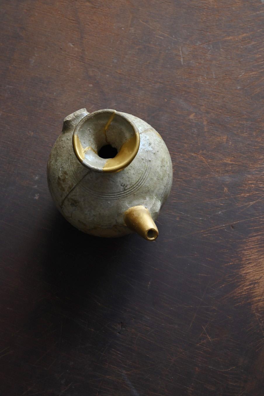 Glazed Very old Japanese teapot-shaped pottery 