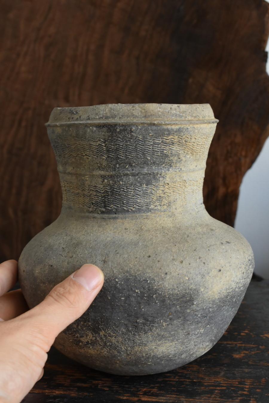 Other Very Old Korean Excavated Earthenware / Beautiful Baked Vase / Wabi Sabi Art