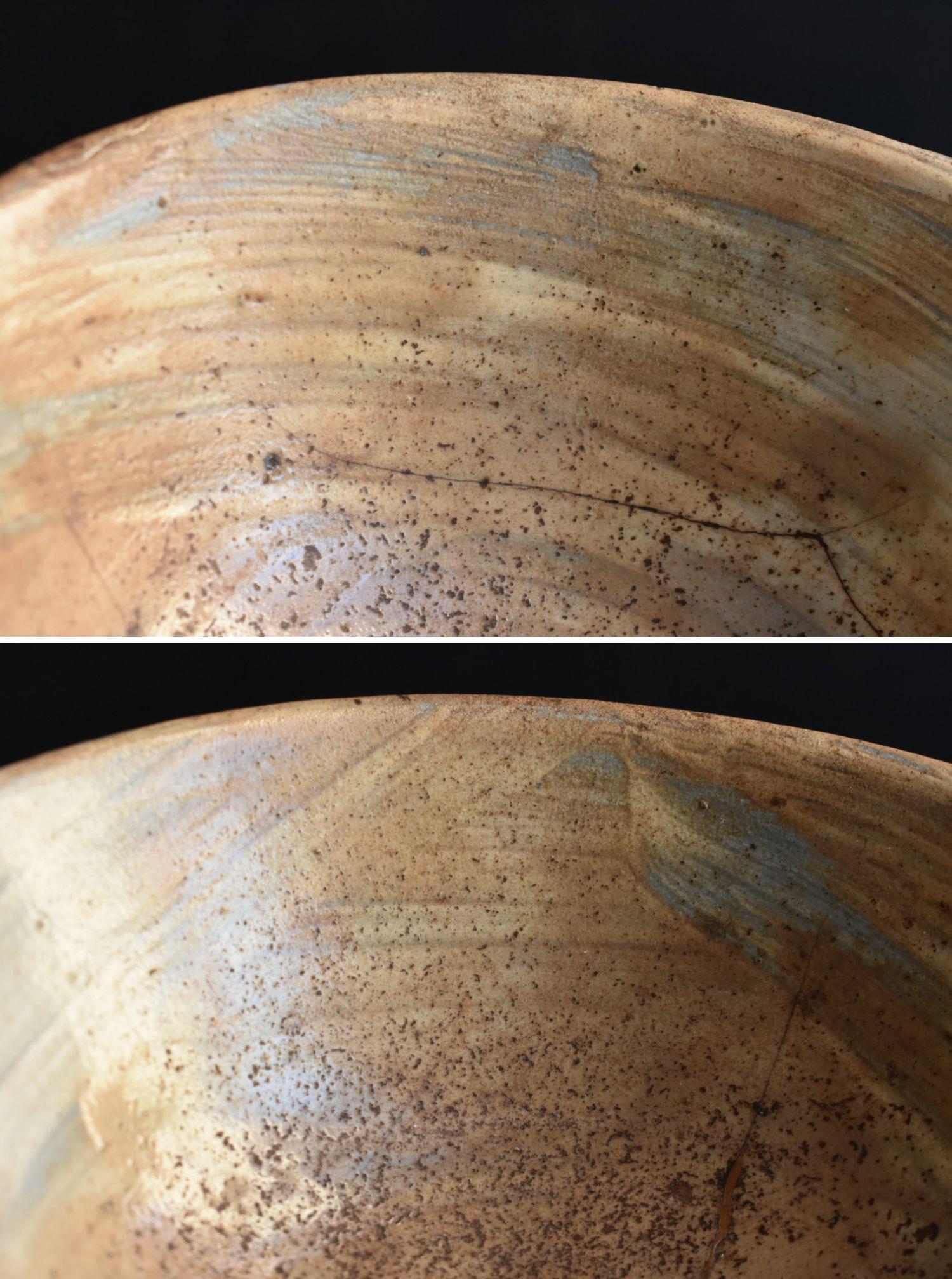 Very old Korean pottery bowl/15th century/“Hakeme” pottery bowl/Kintsugi For Sale 6