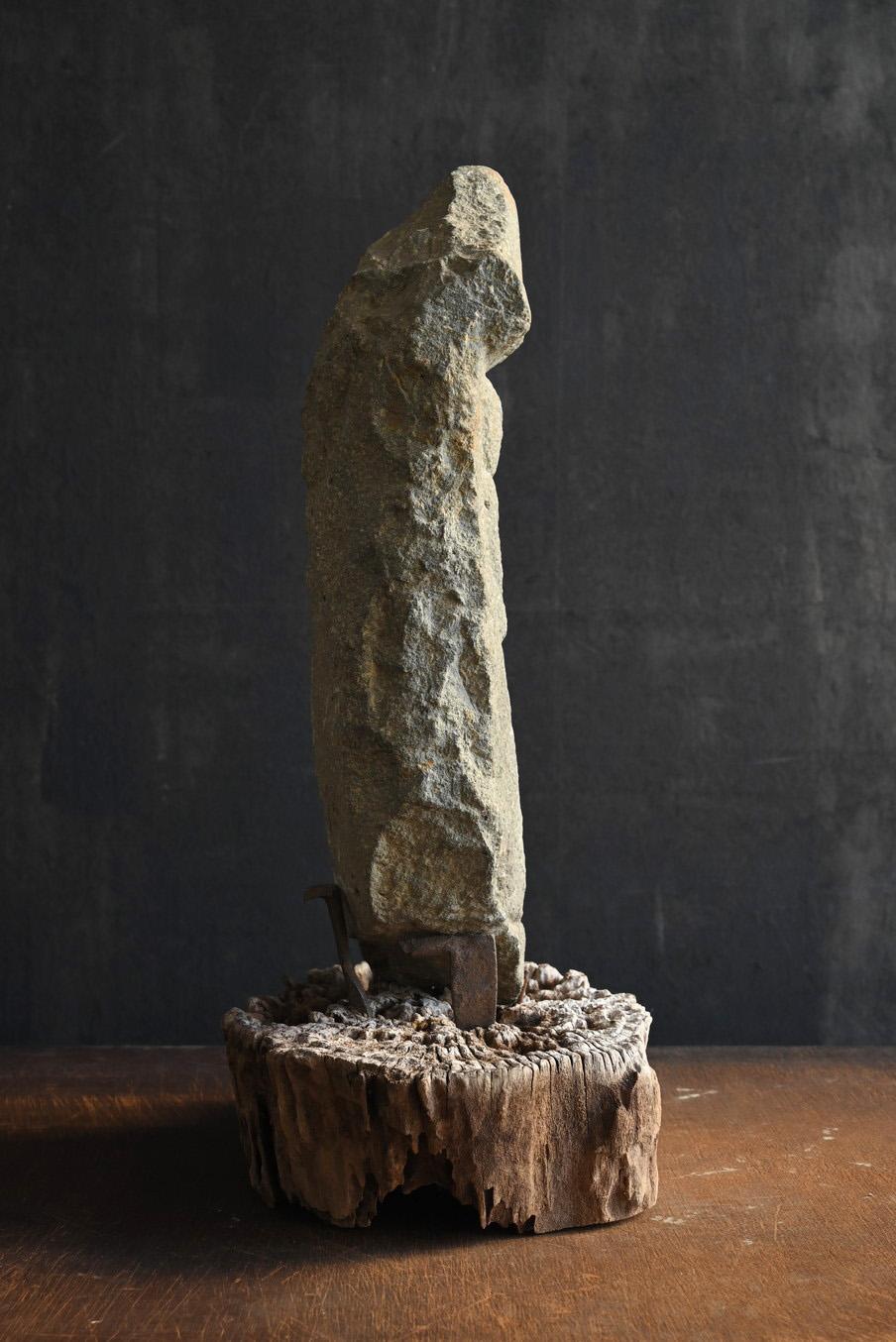 Very old stone Buddha statue in Japan/1400-1600/Jizo Stone Buddha 2
