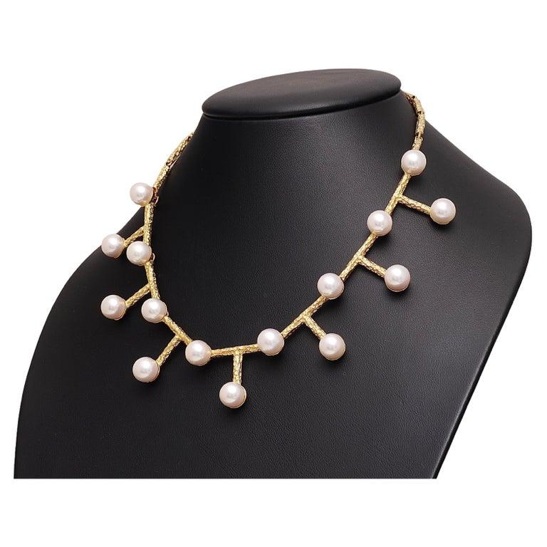 Round Cut Very Original 18kt Yellow Gold Necklace by J.P. De Saedeleer with Pearls For Sale