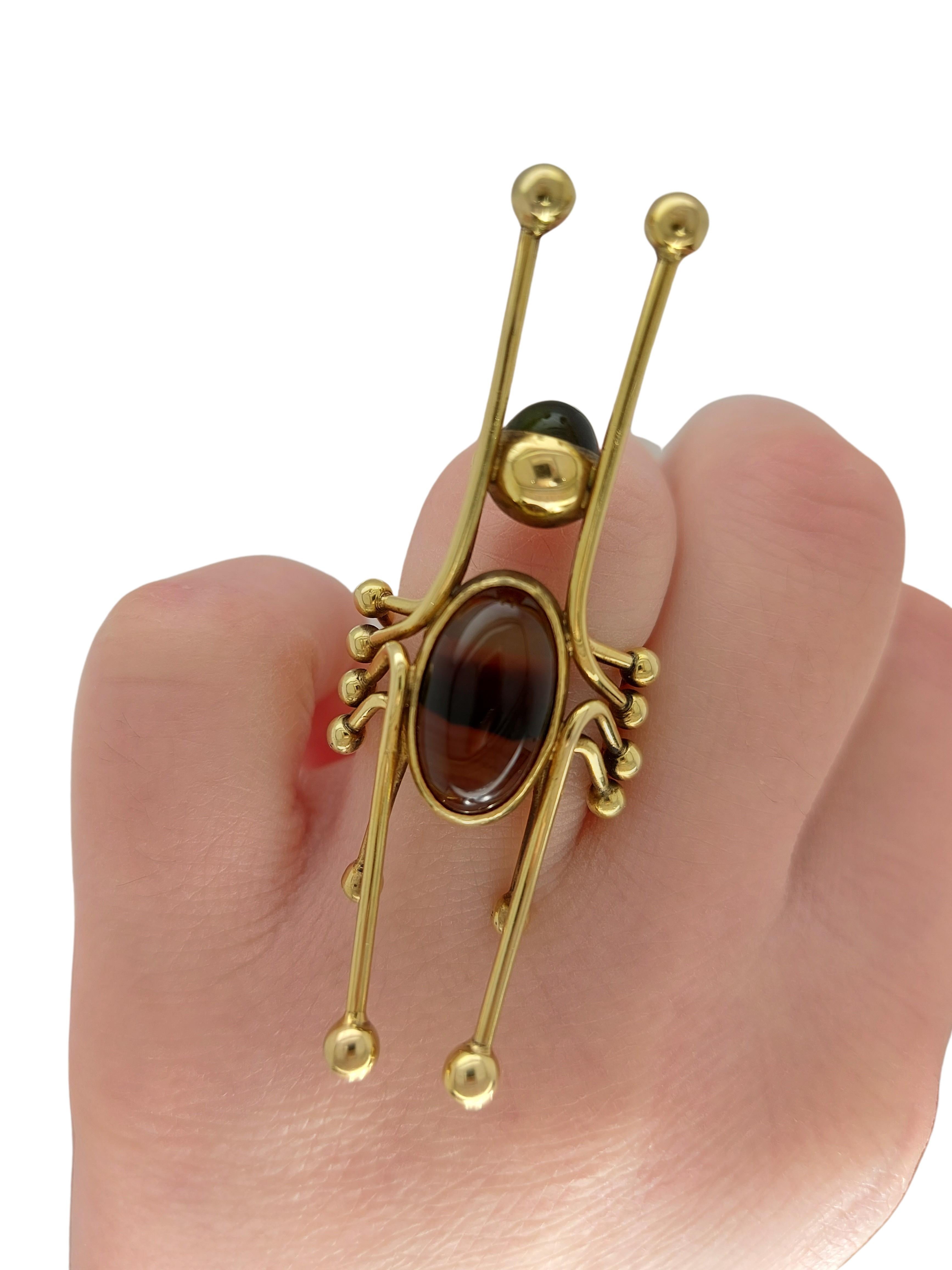 Very Original Insect / Grashopper Ring in 14kt Gold & Semi Precious Cat s Eye For Sale 4