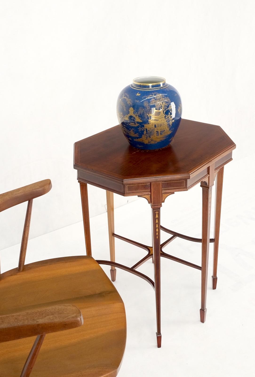 20th Century Very Ornate Delicate Lines Walnut Inlay Stretched Hexagon Lamp Side Table Mint For Sale