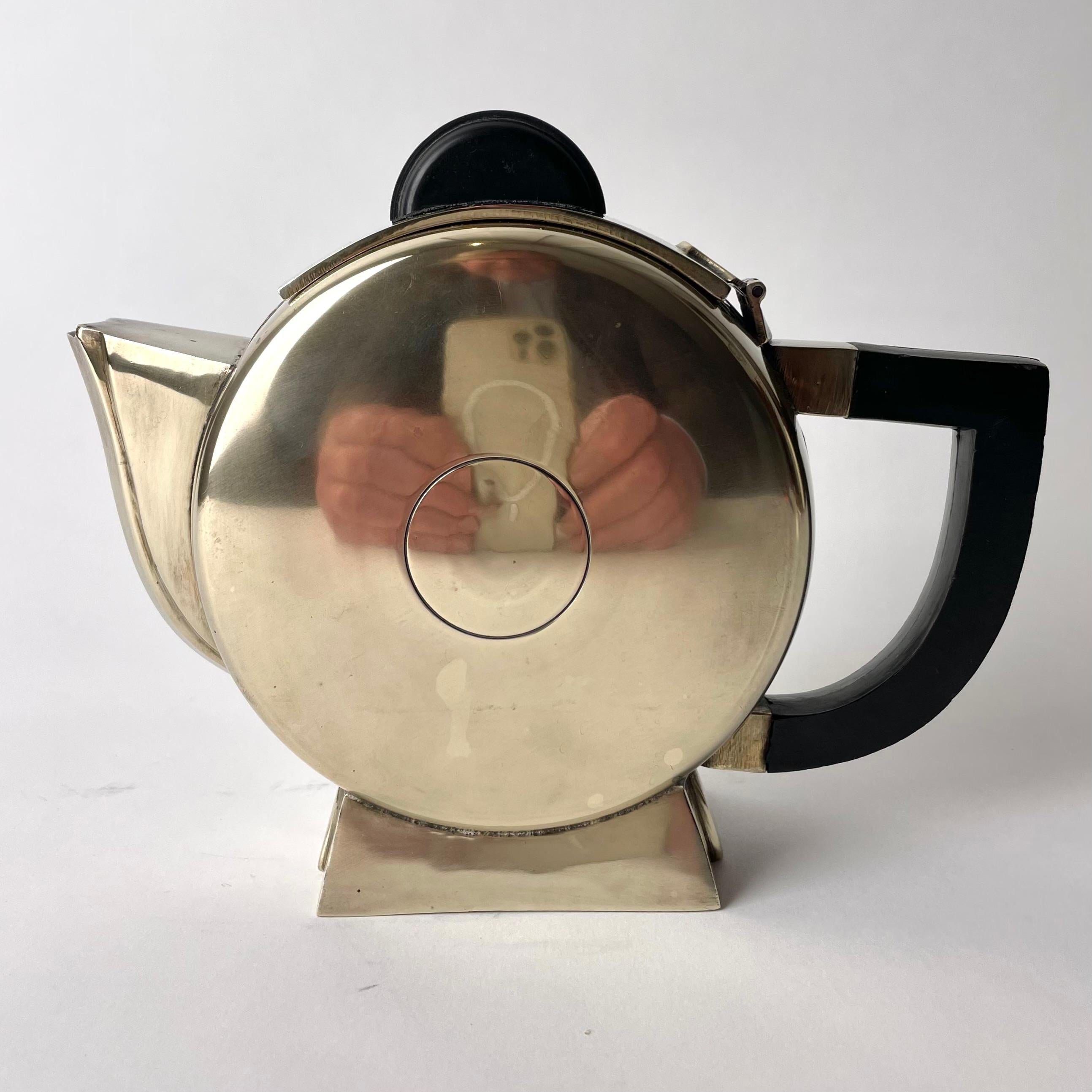 European Very period Coffee Pot in Art Deco from the 1920s - 1930s  For Sale