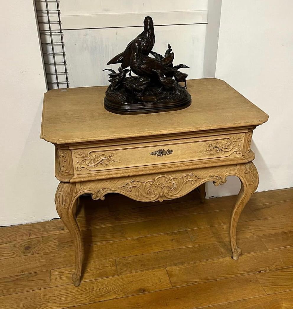 Very Pretty French Bleached Oak Side or Lamp Table  In Good Condition For Sale In Seaford, GB