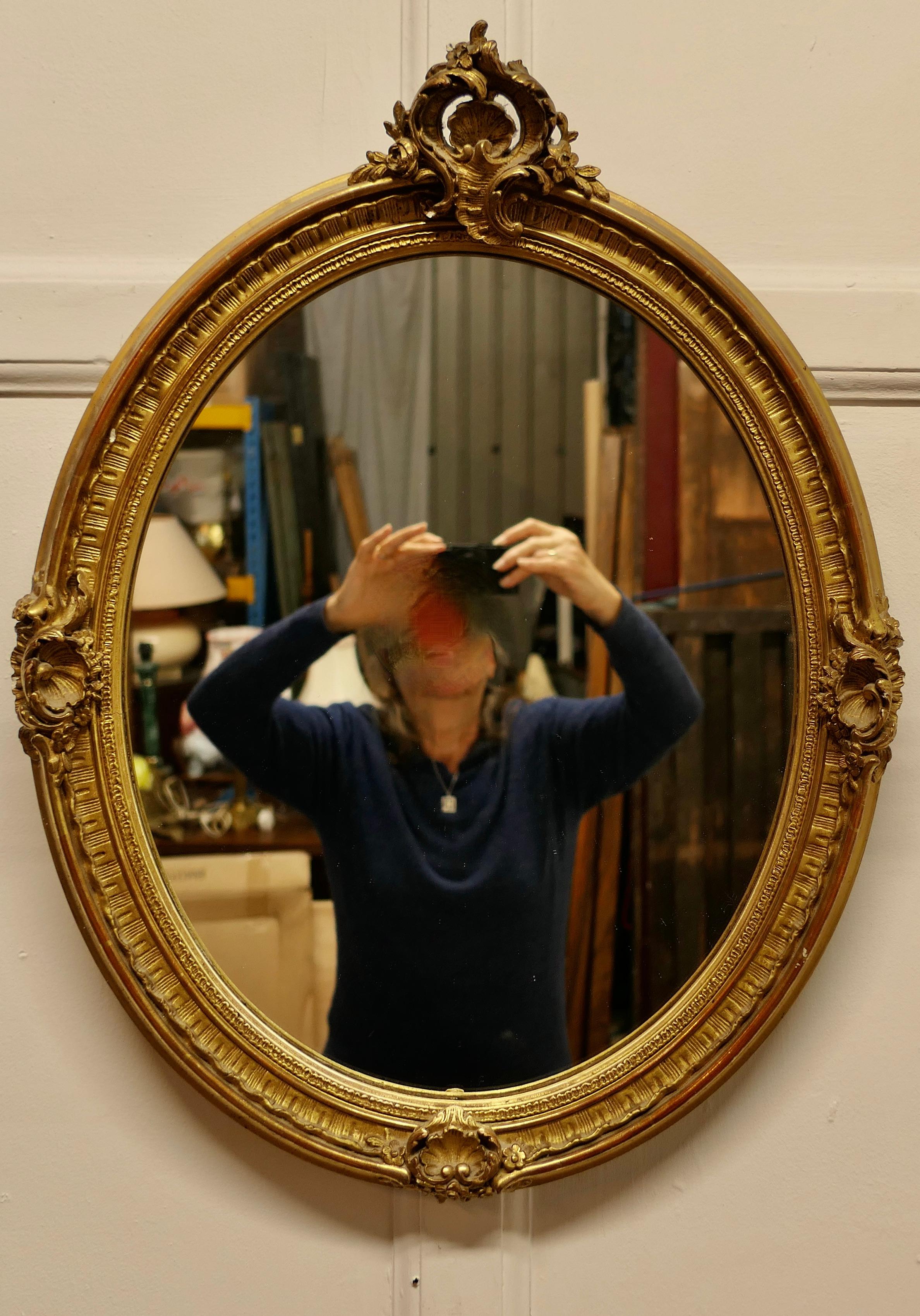 Very Pretty French Rococo Oval Gilt Wall Mirror    In Good Condition In Chillerton, Isle of Wight