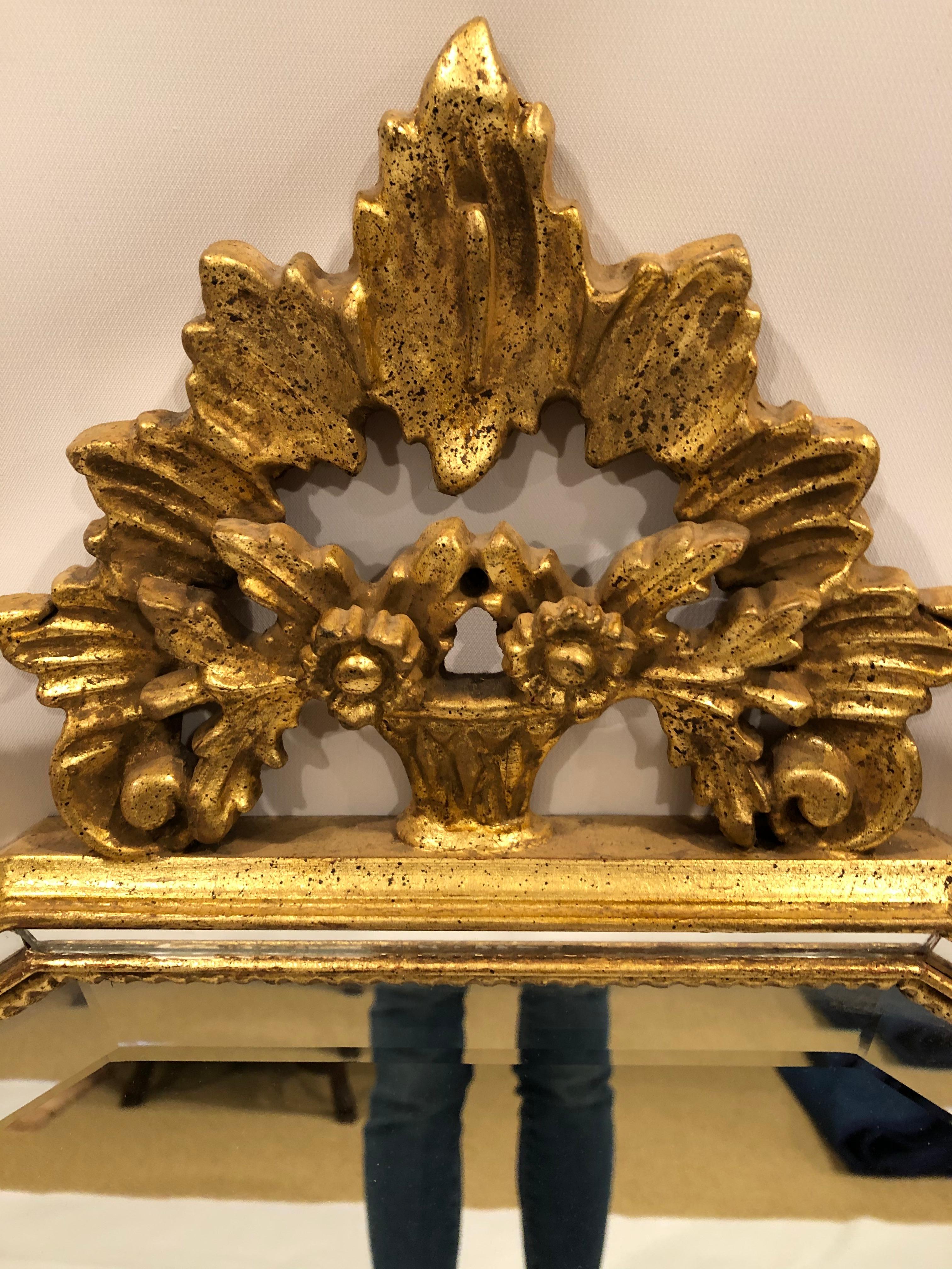 Very Pretty Giltwood La Barge Italian Mirror In Good Condition In Hopewell, NJ