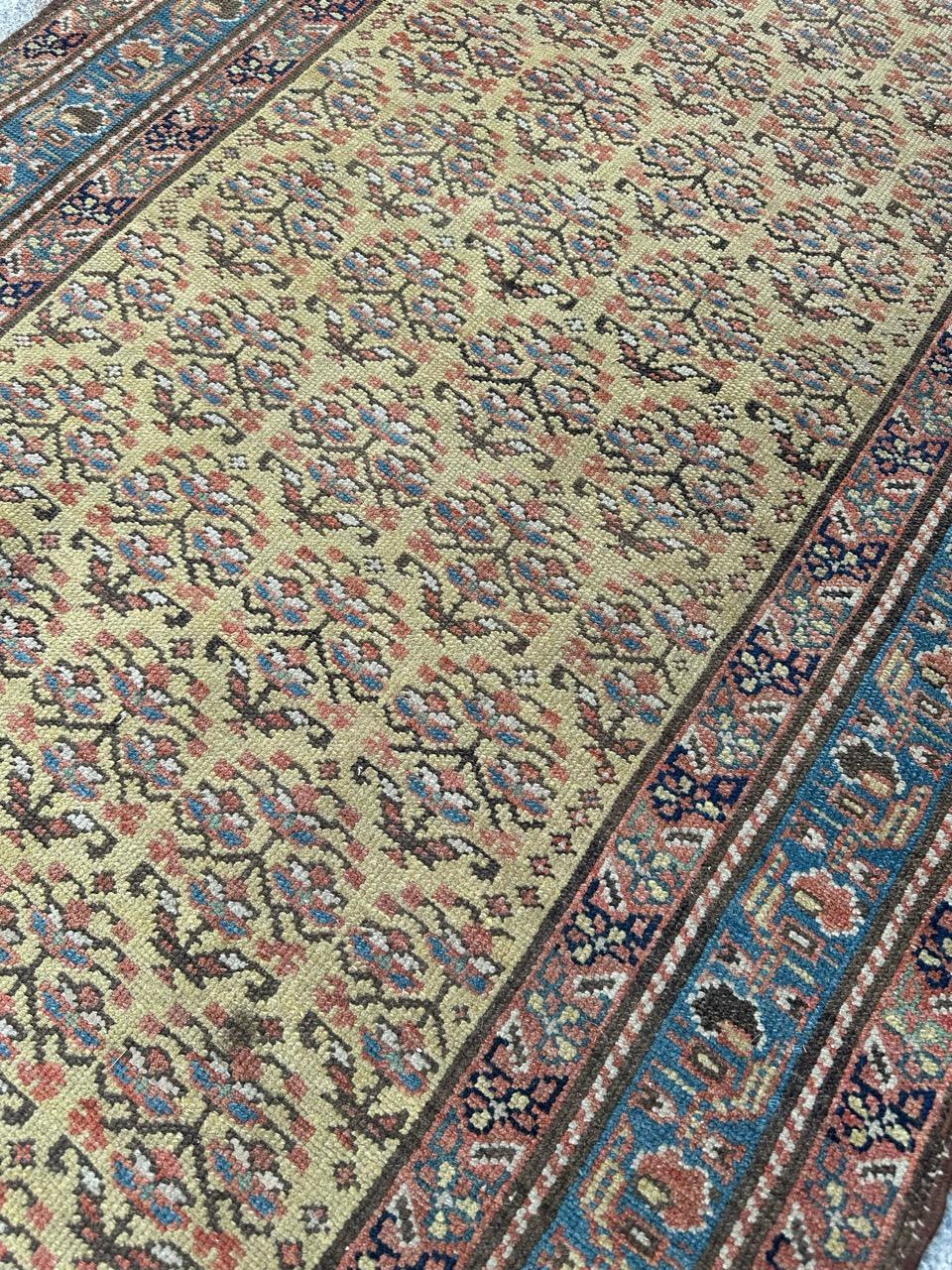 Bobyrug's Très joli champ jaune antique Malayer runner en vente 4