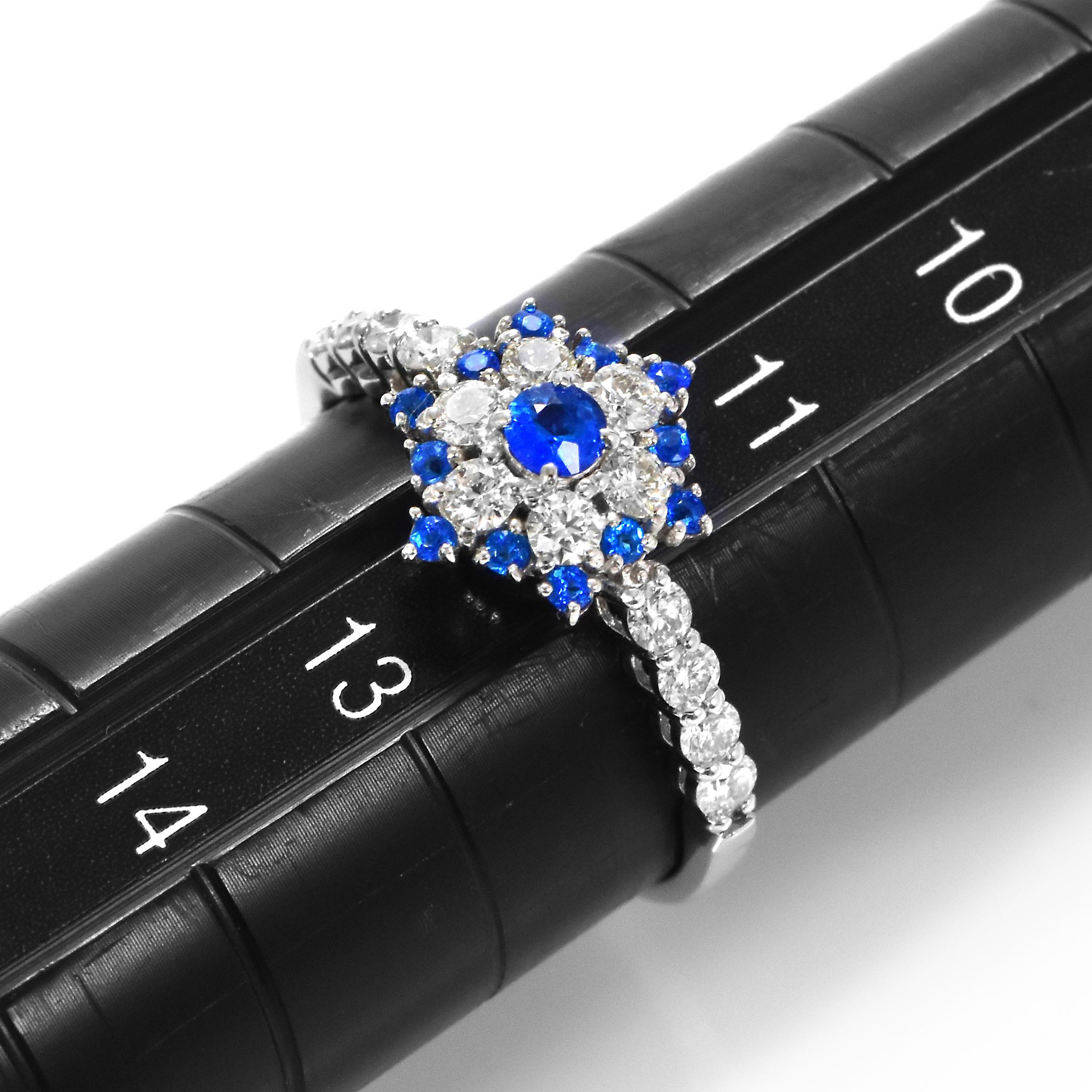 Very Rare 0.16 Carat Natural Hauyne & Diamond Ring Made in Platinum en vente 4