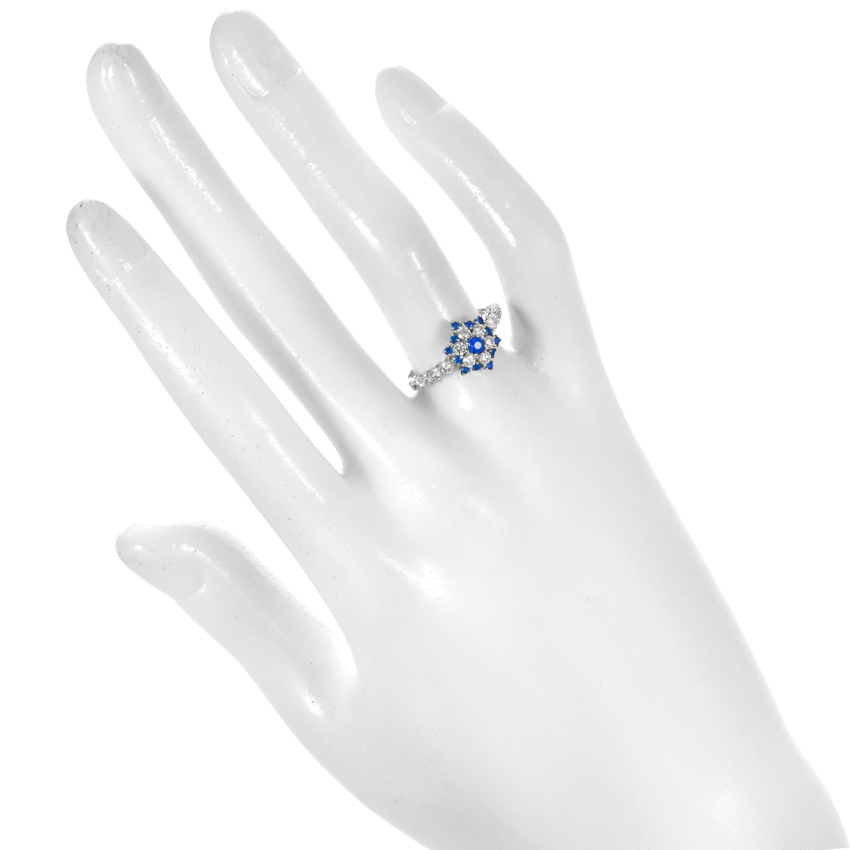 Very Rare 0.16 Carat Natural Hauyne & Diamond Ring Made in Platinum Neuf - En vente à Tokyo, JP