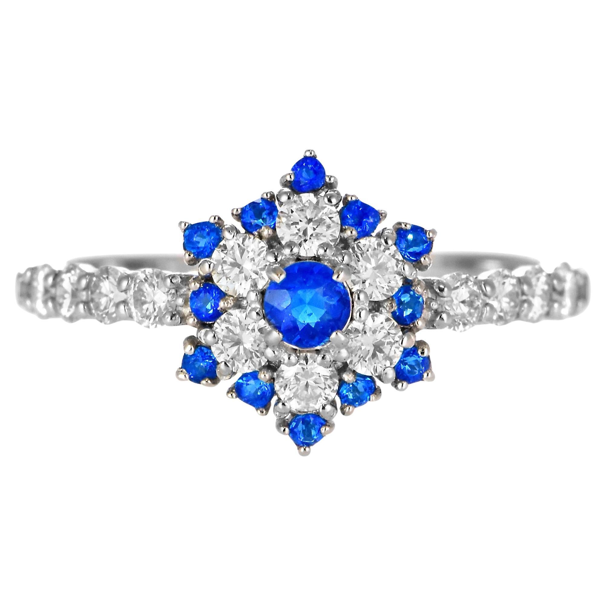 Very Rare 0.16 Carat Natural Hauyne & Diamond Ring Made in Platinum en vente
