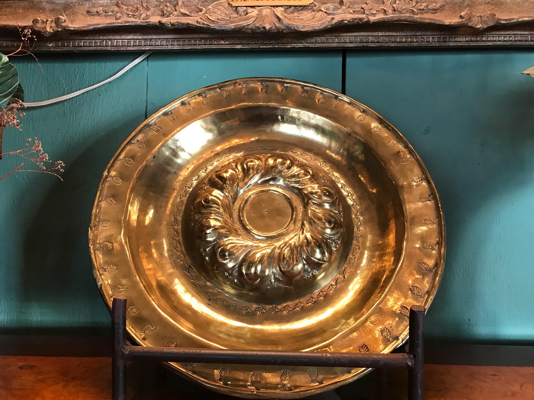 Very rare and real 17th century Alms collecting German Baroque dish with incredible moldings and details. Show a great exuberance. They were meant to impress and show the power of either the church or the king, so they were highly