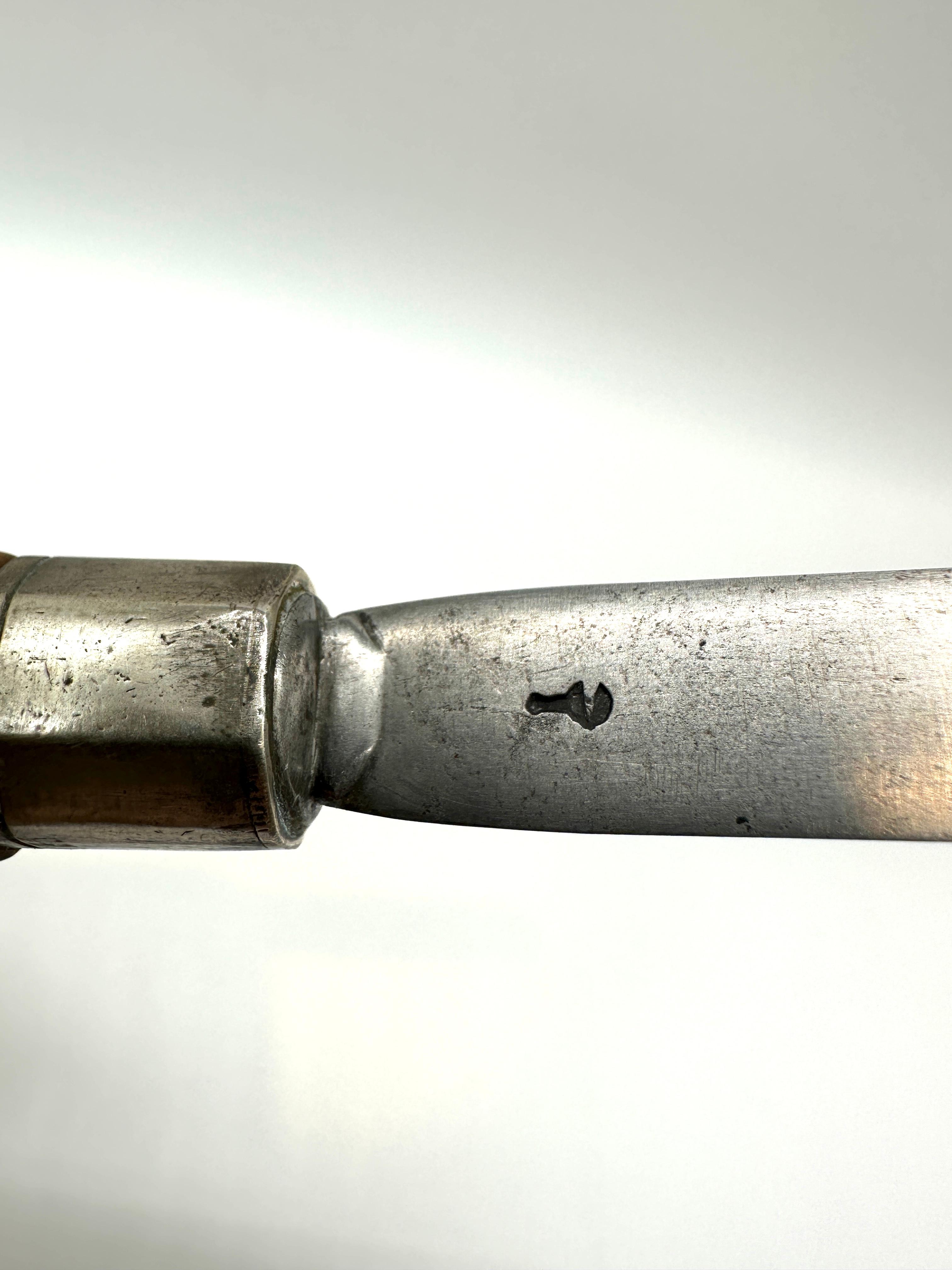 Seltenes italienisches Judaica-Holz-Silber-Cumcision-Messer aus dem 17. Jahrhundert im Angebot 8