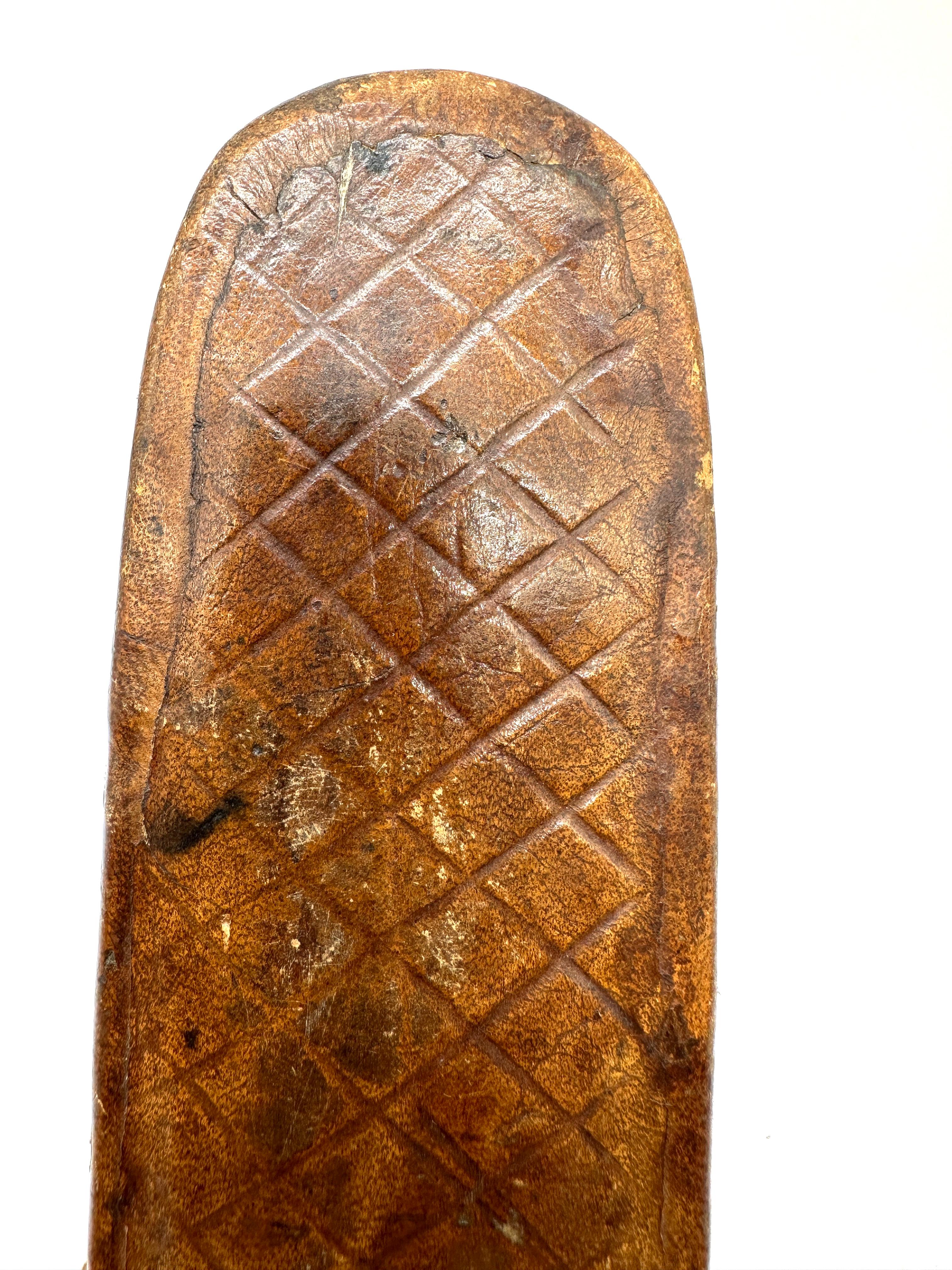 Seltenes italienisches Judaica-Holz-Silber-Cumcision-Messer aus dem 17. Jahrhundert im Angebot 14