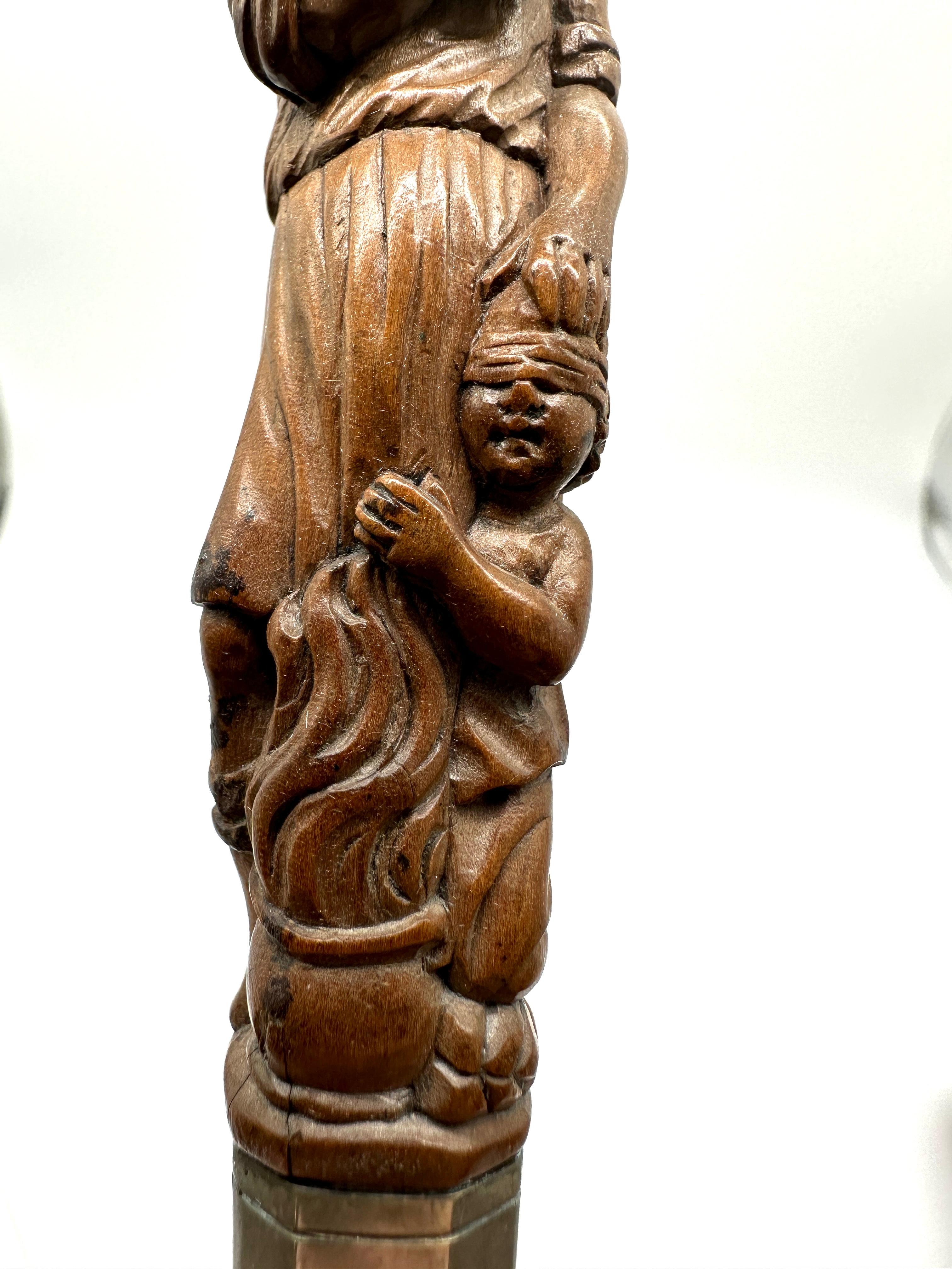 Seltenes italienisches Judaica-Holz-Silber-Cumcision-Messer aus dem 17. Jahrhundert (18. Jahrhundert und früher) im Angebot