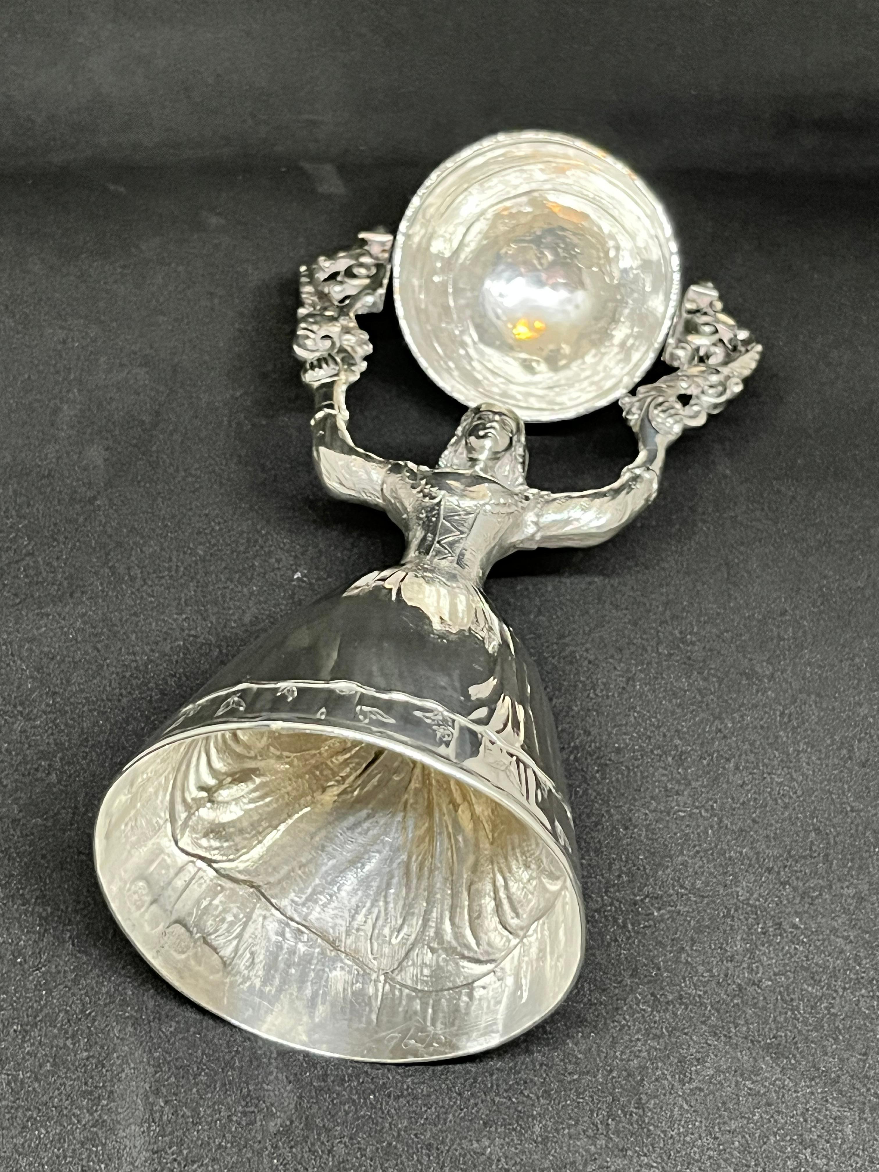 Rare 18th Century Sterling Silver Hallmarked Marriage or Wager Cup. London, 1773 For Sale 6