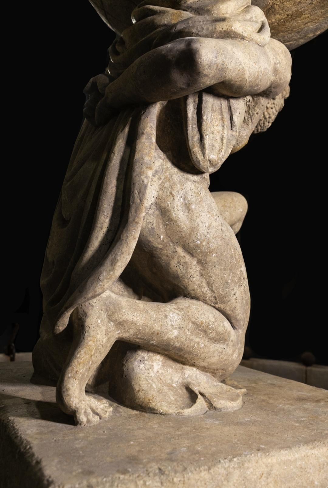 Seltener antiker großer antiker großer Brunnen – luxuriöser, aufgearbeiteter italienischer Kalksteinstatuenbrunnen im Angebot 7