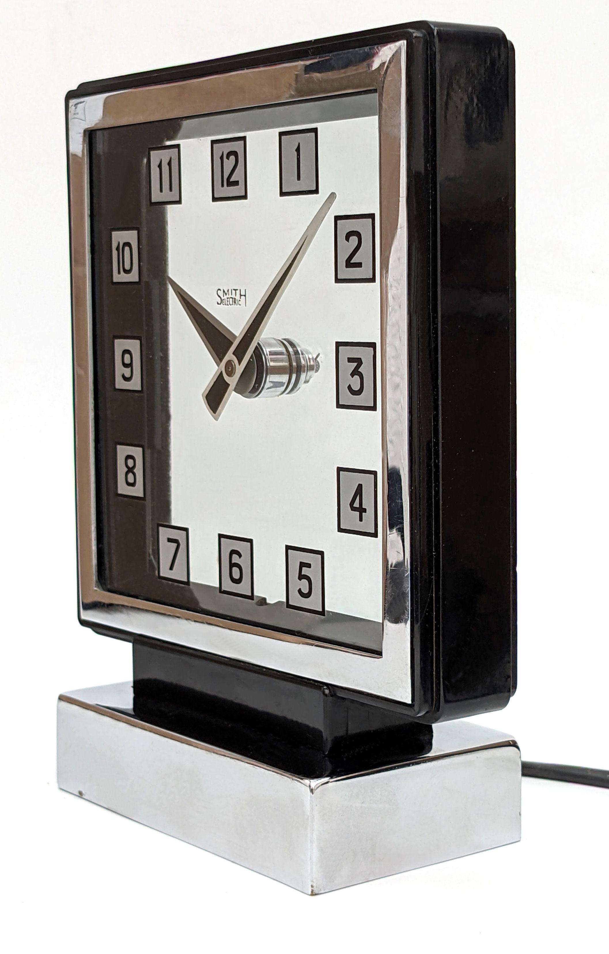 Very Rare 1930s Art Deco English Smiths 'Mystery Clock' In Good Condition In Devon, England