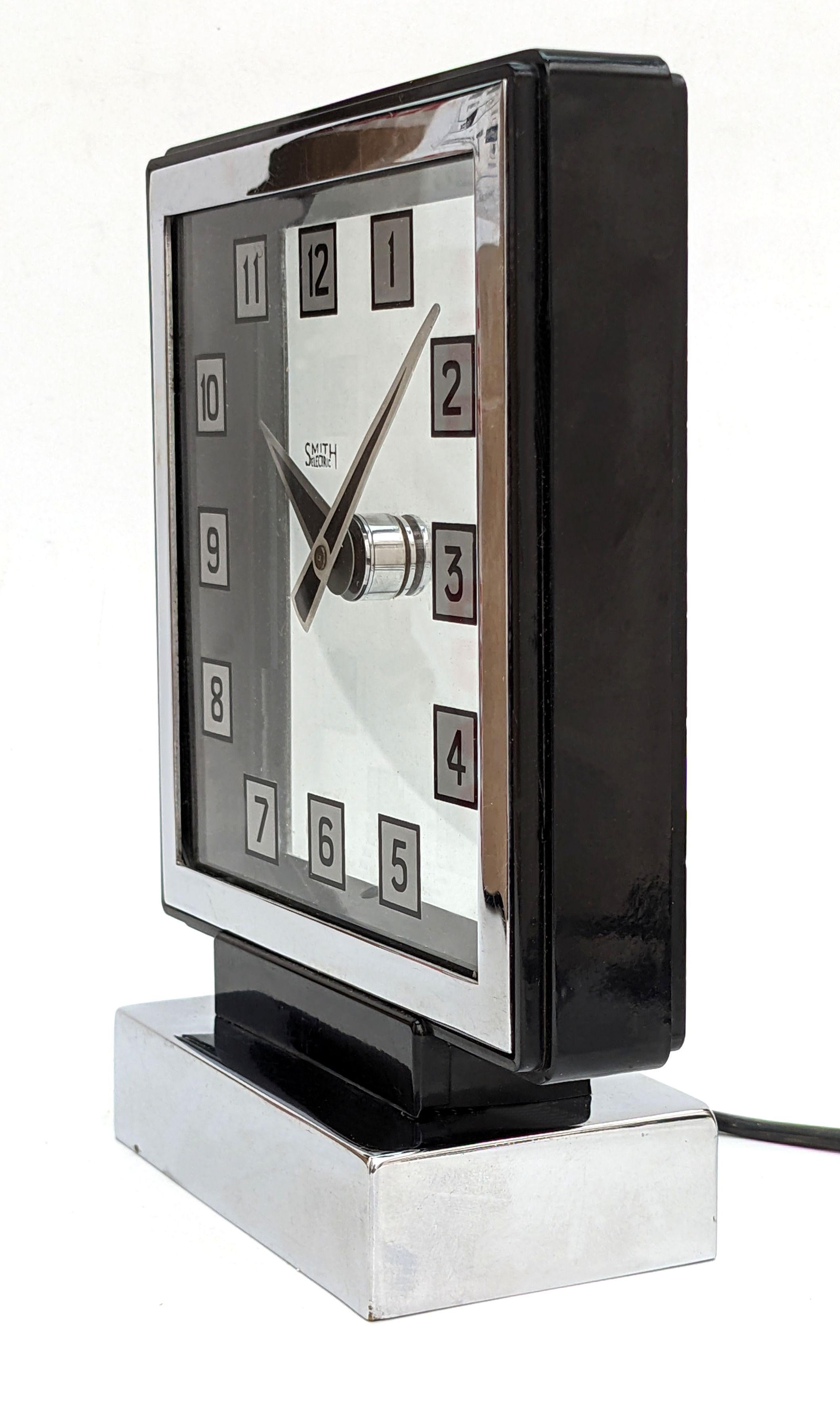 20th Century Very Rare 1930s Art Deco English Smiths 'Mystery Clock'