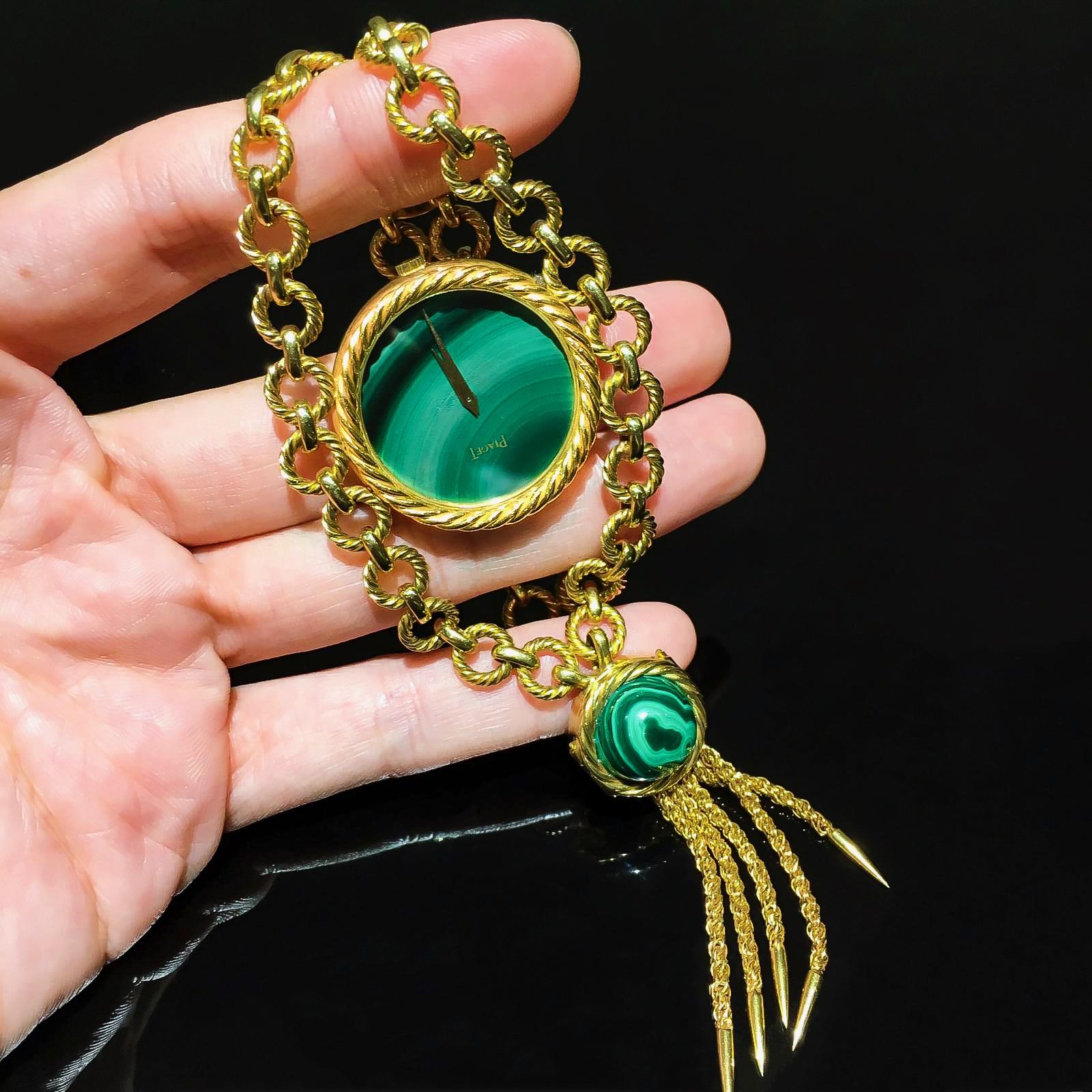 Very Rare 1960s-1970s Piaget 18 Karat Gold Malachite Necklace and Bracelet Watch 1