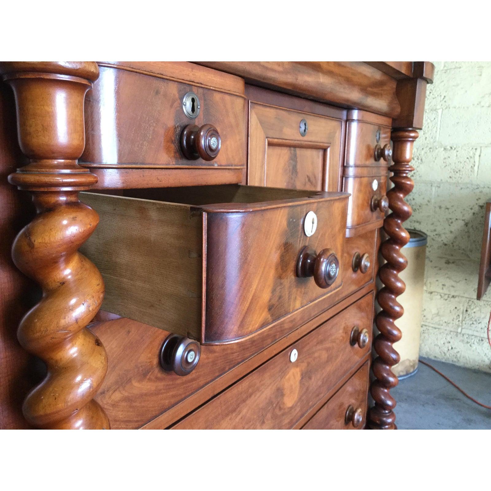 Very Rare 19th Century Barley Twist Scottish Mahogany Chest of Drawers 3