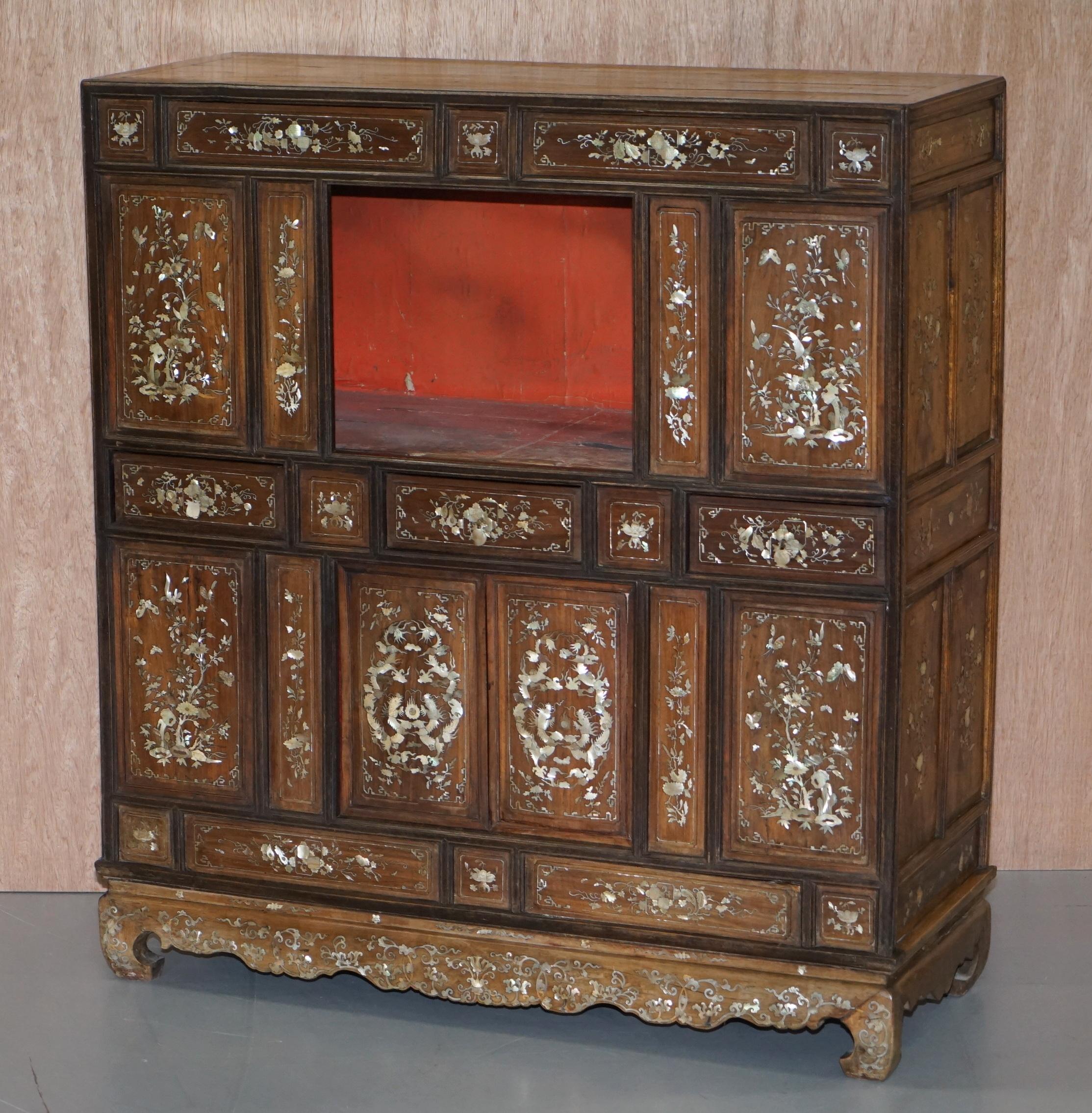 Chinese Export Very Rare 19th Century Chinese Mother of Pearl Inlaid Cabinet Cupboard Drawers For Sale