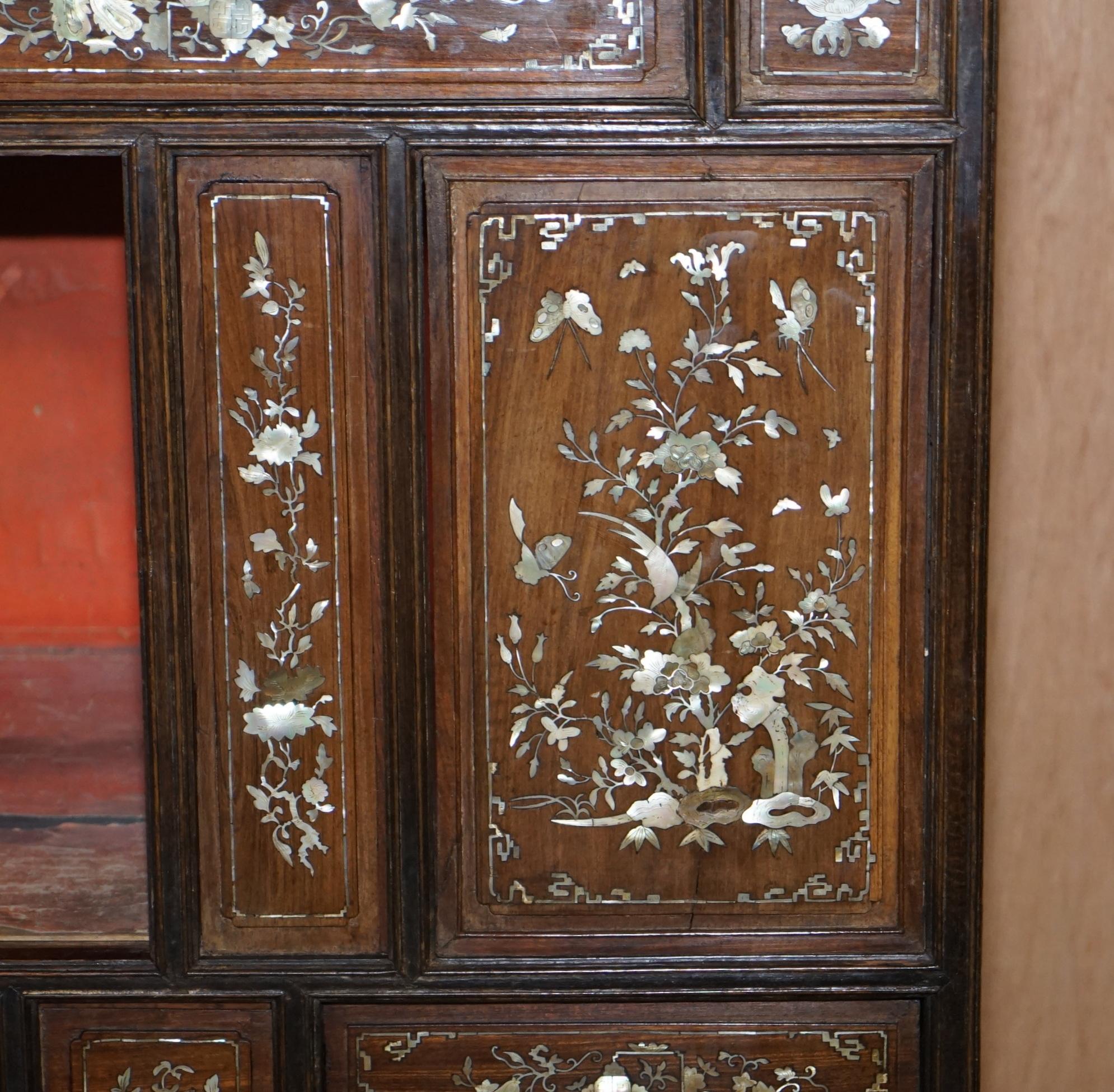 Mother-of-Pearl Very Rare 19th Century Chinese Mother of Pearl Inlaid Cabinet Cupboard Drawers For Sale