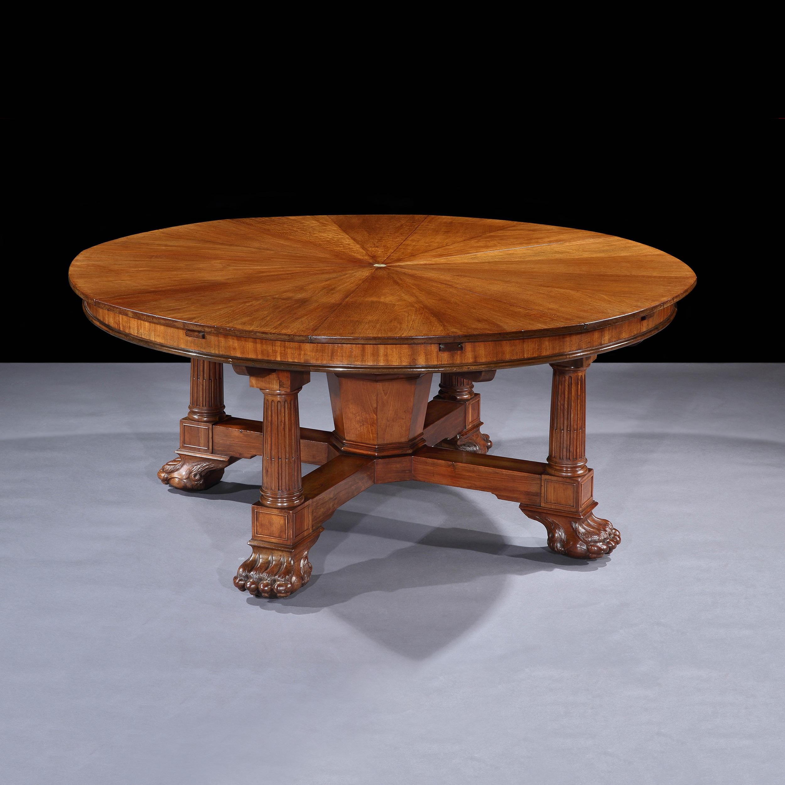 Anglais Table à jupe extensible très rare du 19ème siècle par Maple & Co en vente