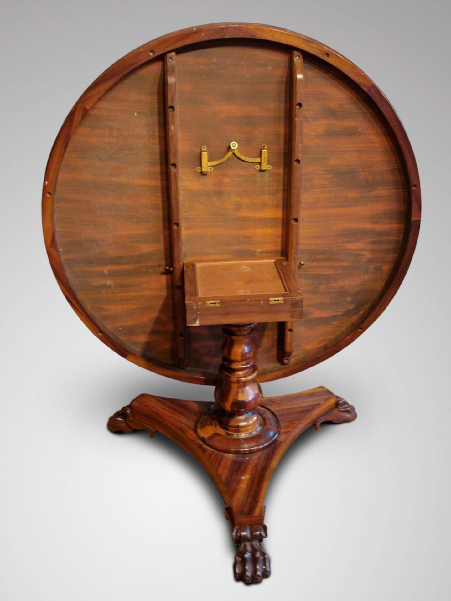 Seltener Mitteltisch aus der William-IV-Periode des 19. Jahrhunderts in Goncalo Alves (Poliert) im Angebot
