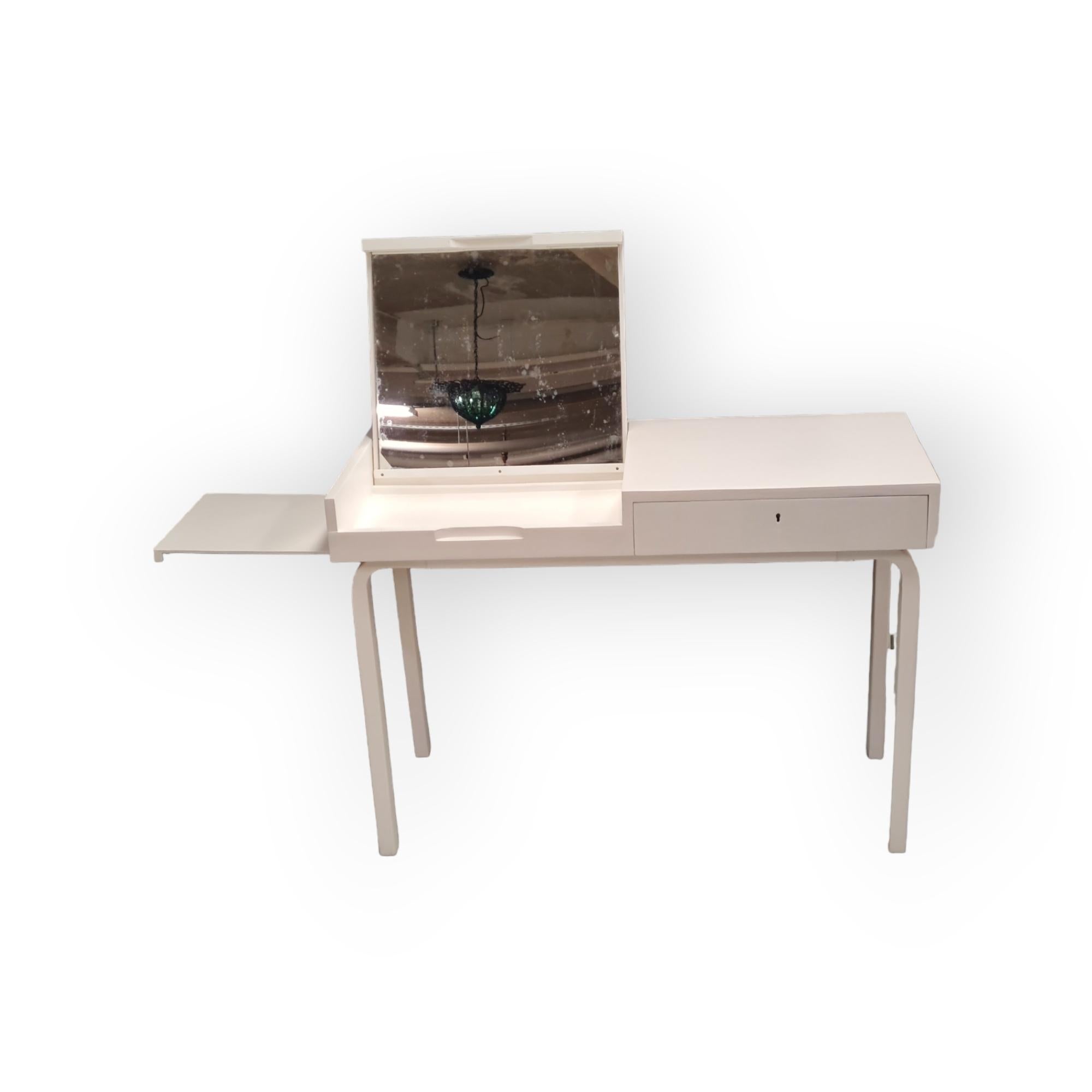 writing table model