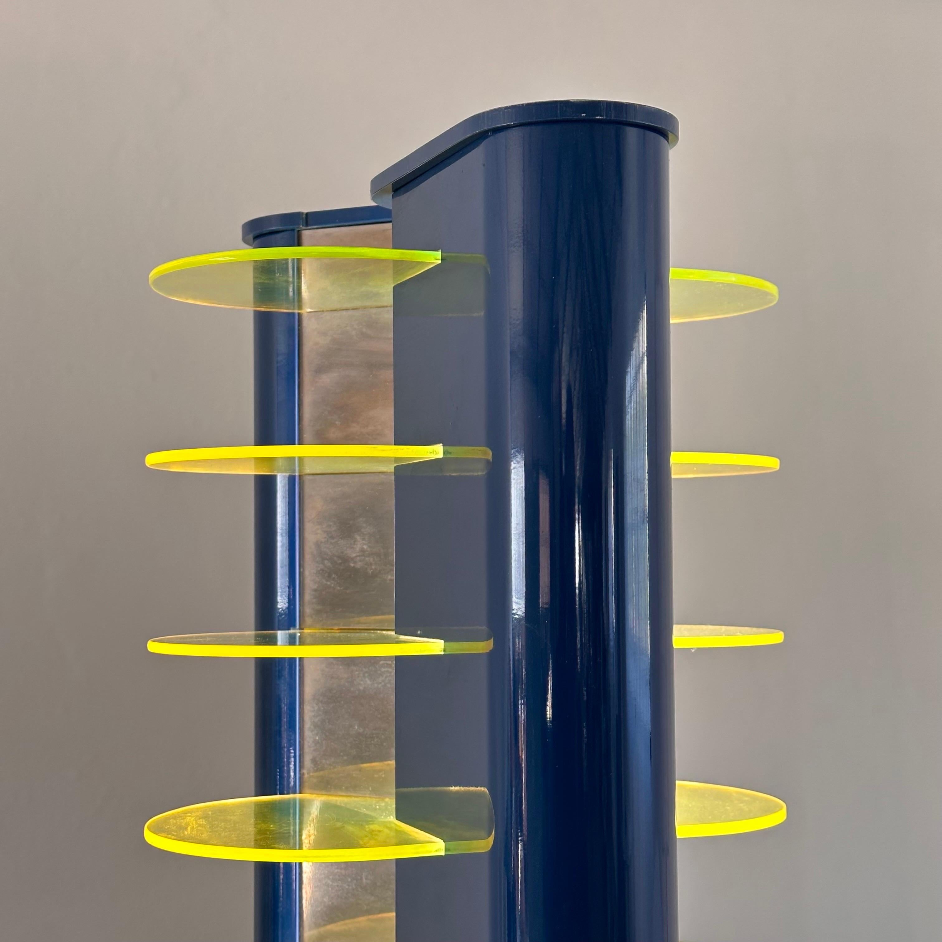 Milieu du XXe siècle Très rare lampadaire Alalasssunta de Vittorio Gregotti pour Bilumen, 1968