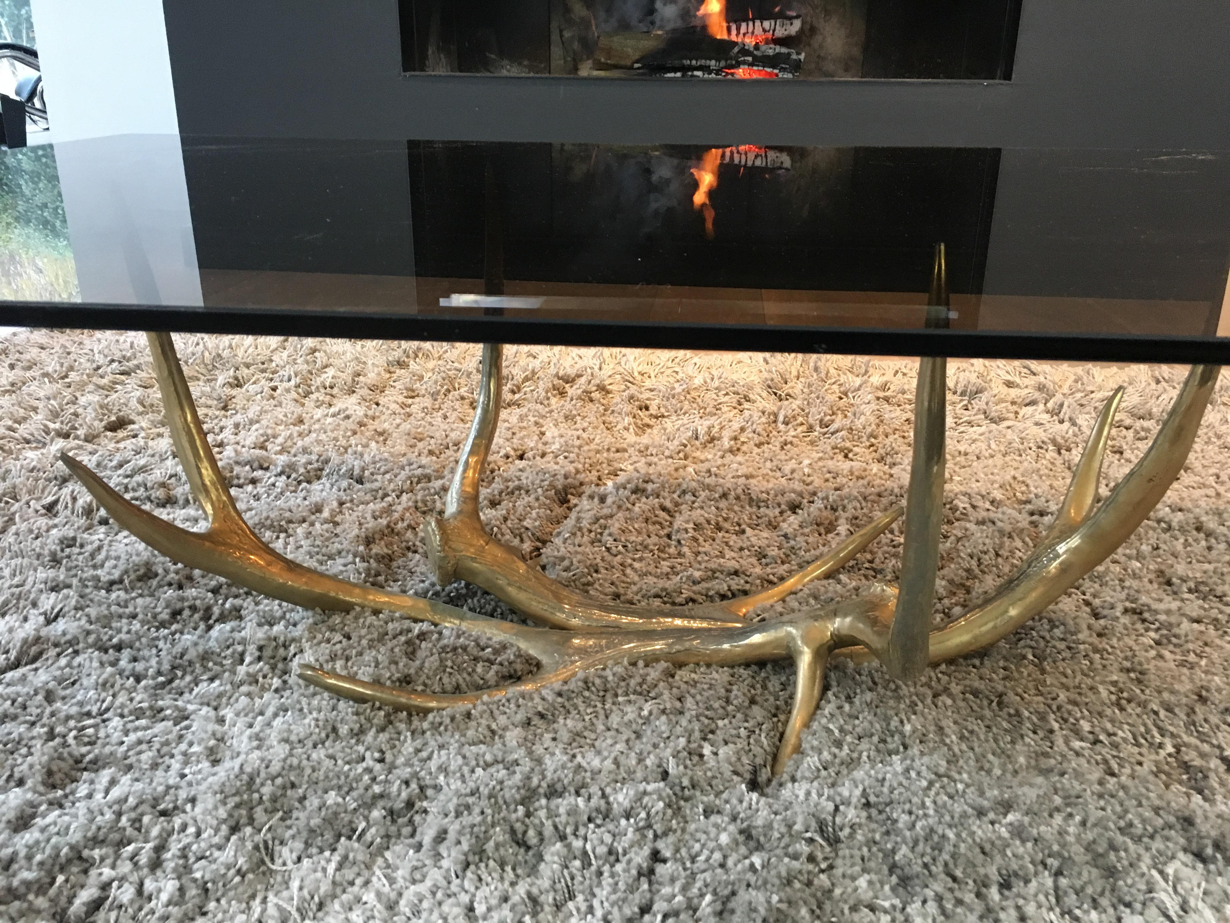 Very Rare and Beautiful Gold Gilt Metal Deer Antler Coffee Table In Good Condition In Marcq-en-Barœul, Hauts-de-France