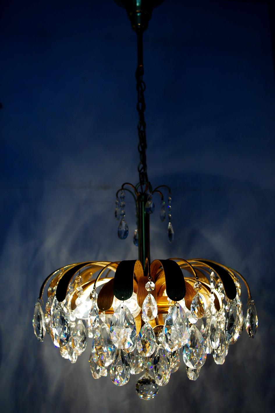 Very Rare and Beautiful Gold-Plated Chandelier by Palwa, 1960s For Sale 1