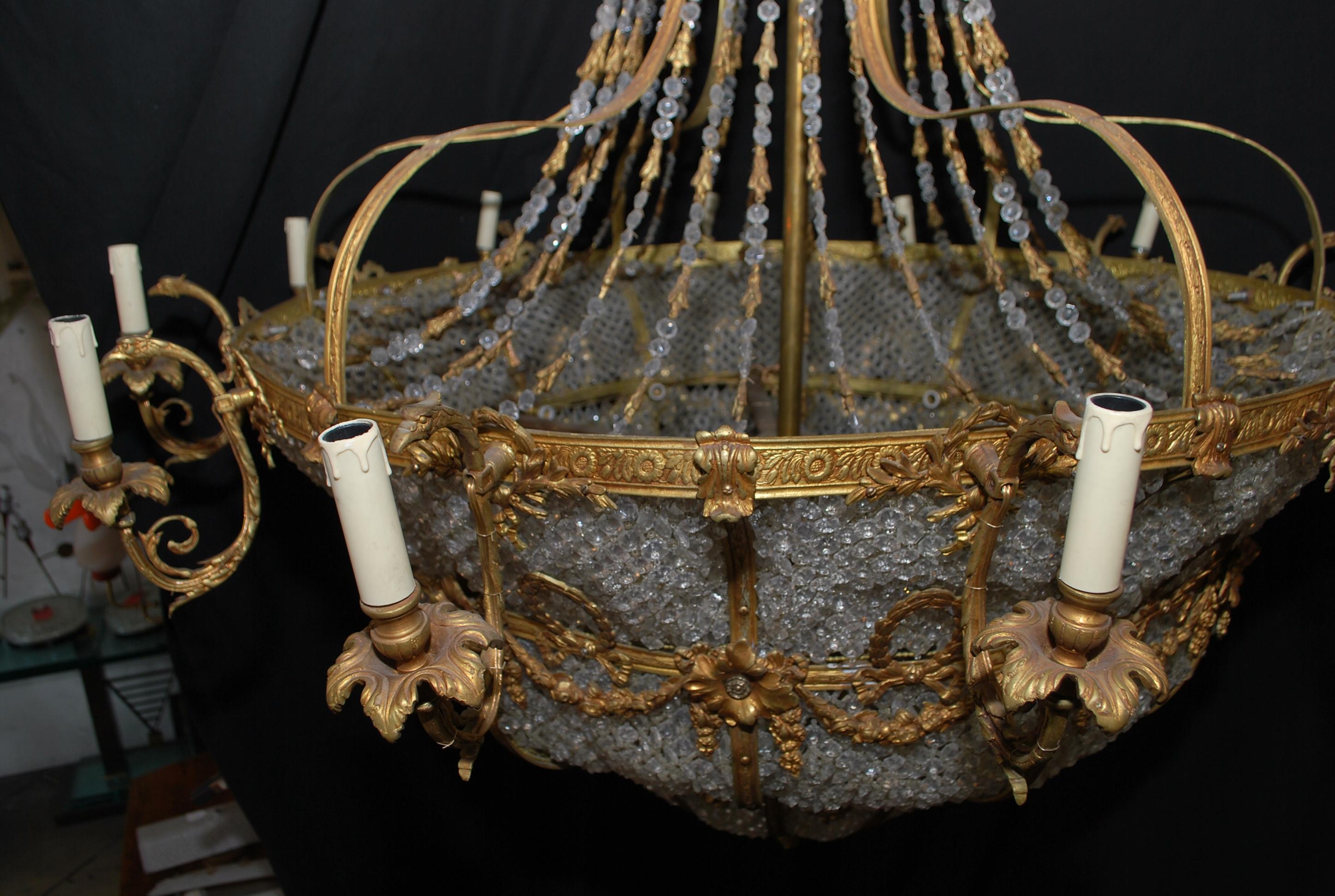 French Very rare and beautiful large french brass chandelier For Sale