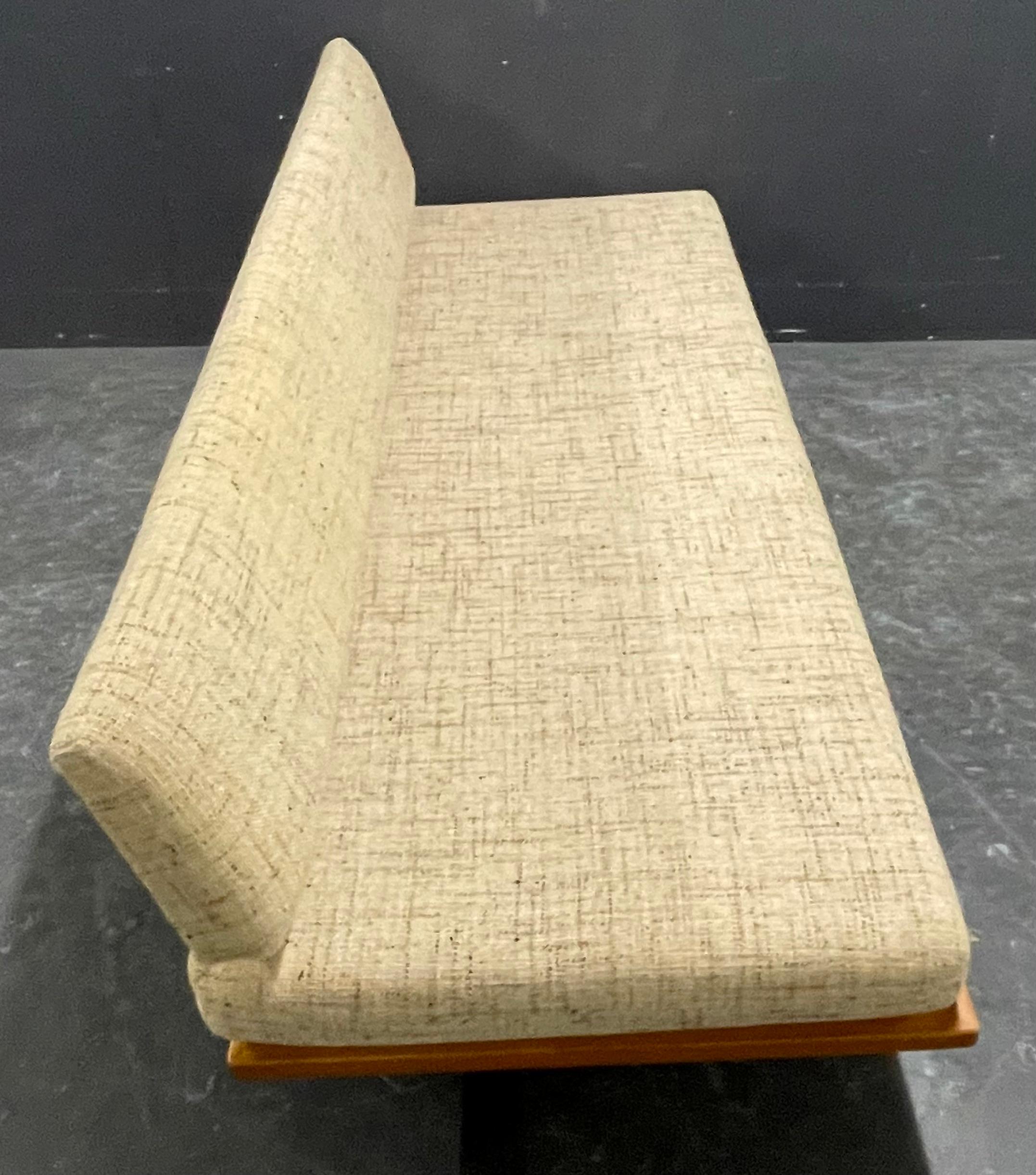 Tissu Canapé/lit de repos Richard Stein très rare et précoce pour Knoll en vente