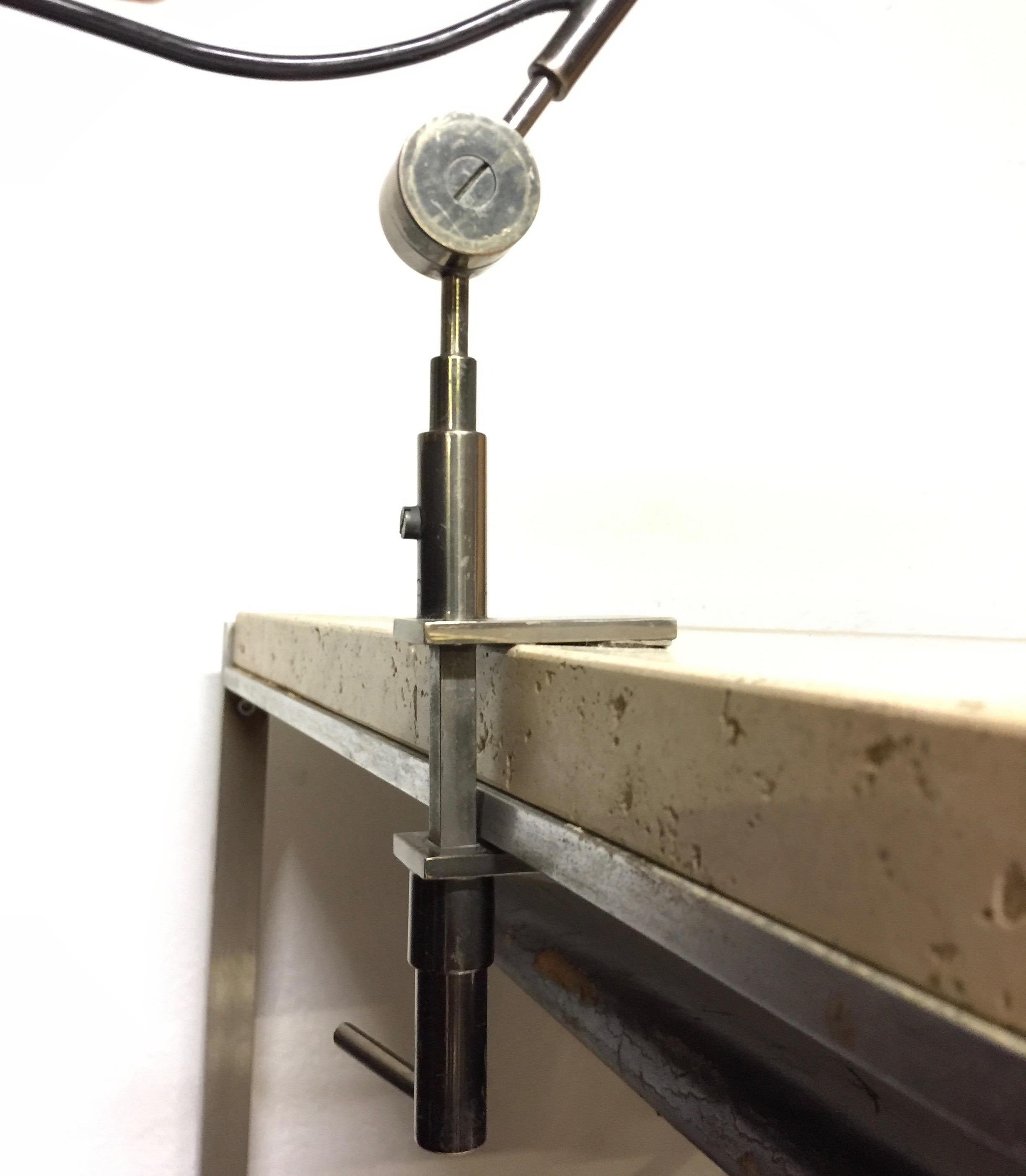 Très rare et ancienne lampe de table Tito Agnoli pour Oluce en vente 1