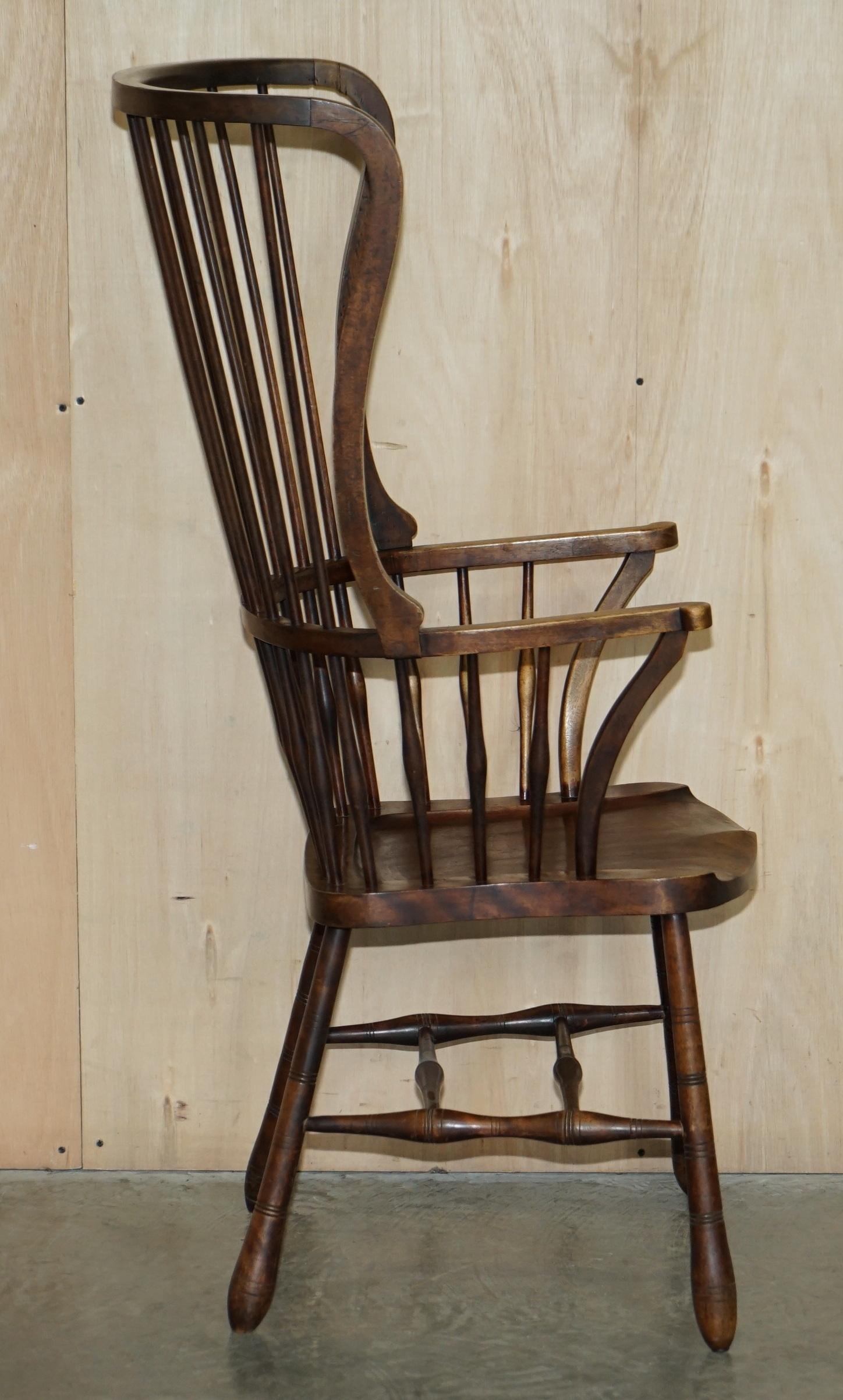 Très rare et important fauteuil Wingback Windsor Spindle du 19ème siècle en frêne en vente 10