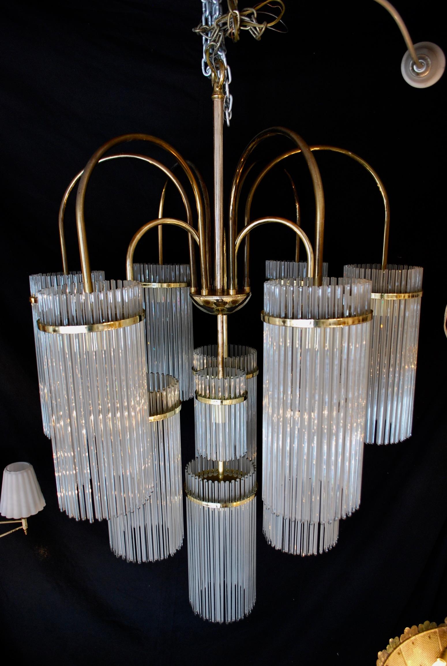 Mid-Century Modern Very Rare and Incredible Beautiful Large Chandelier by Sciolari For Sale