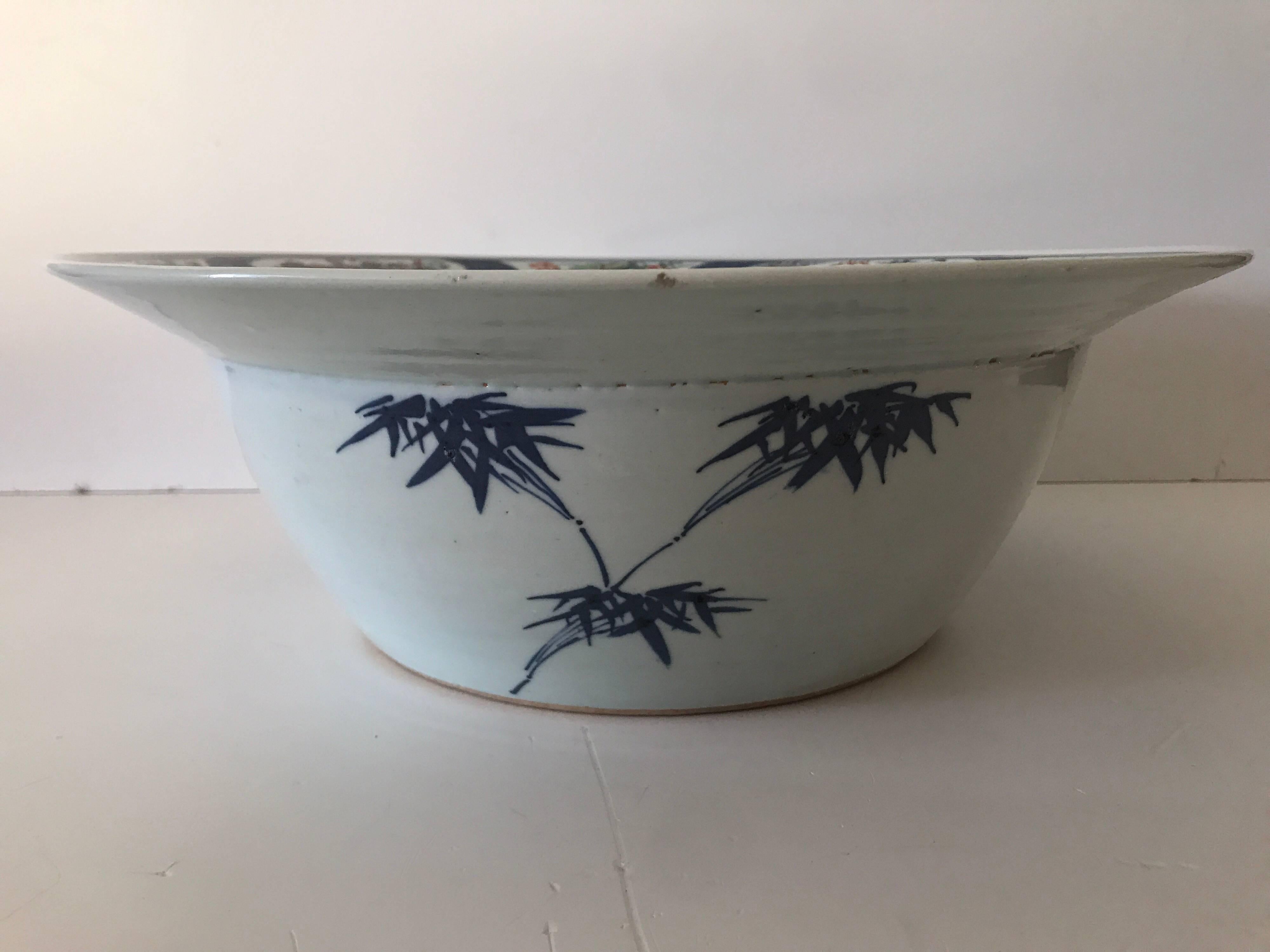 Qing Very Rare and Large Chinese Famille Verte Bowl, Late 19th Century For Sale