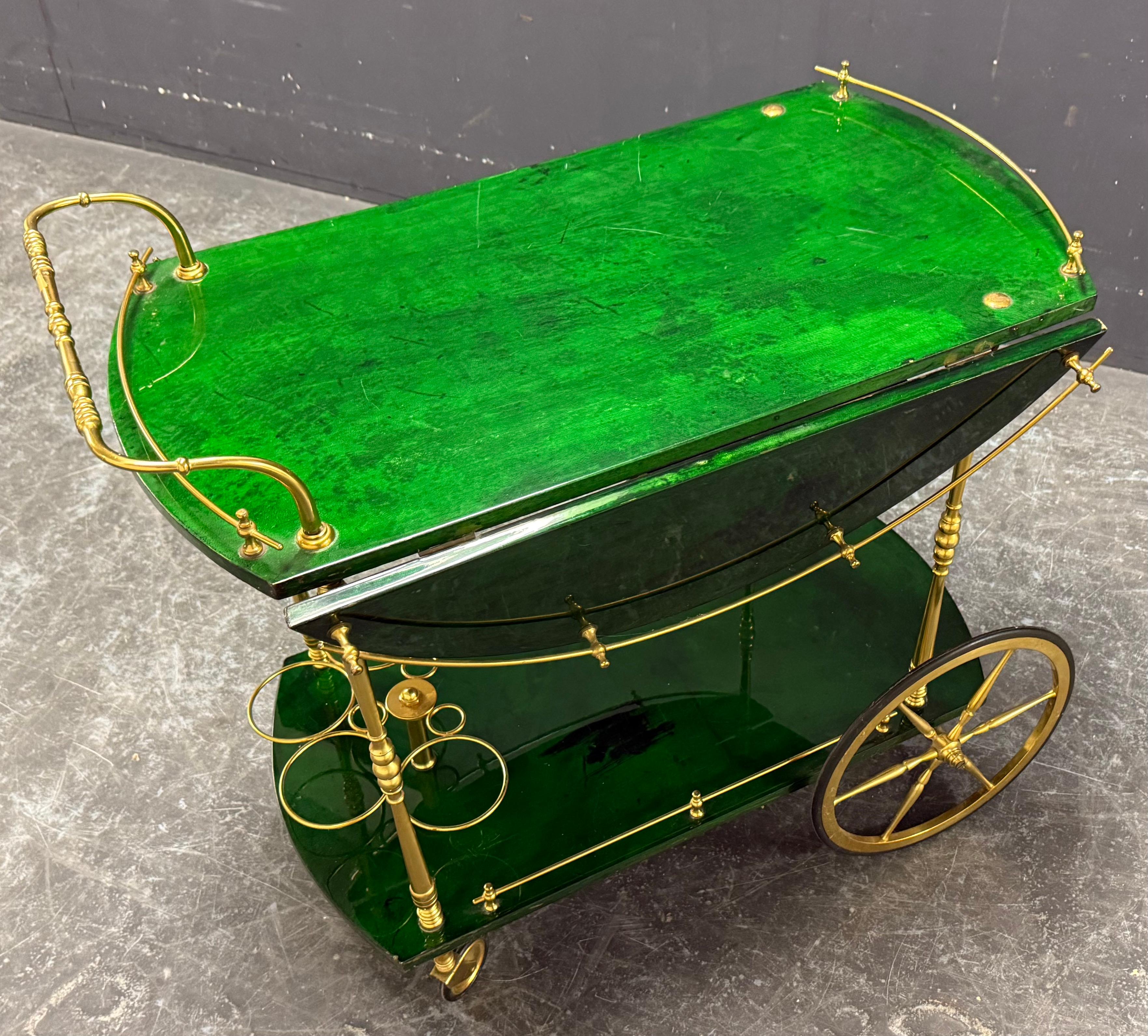 Très rare et inhabituel chariot de bar Aldo Tura en vente 10