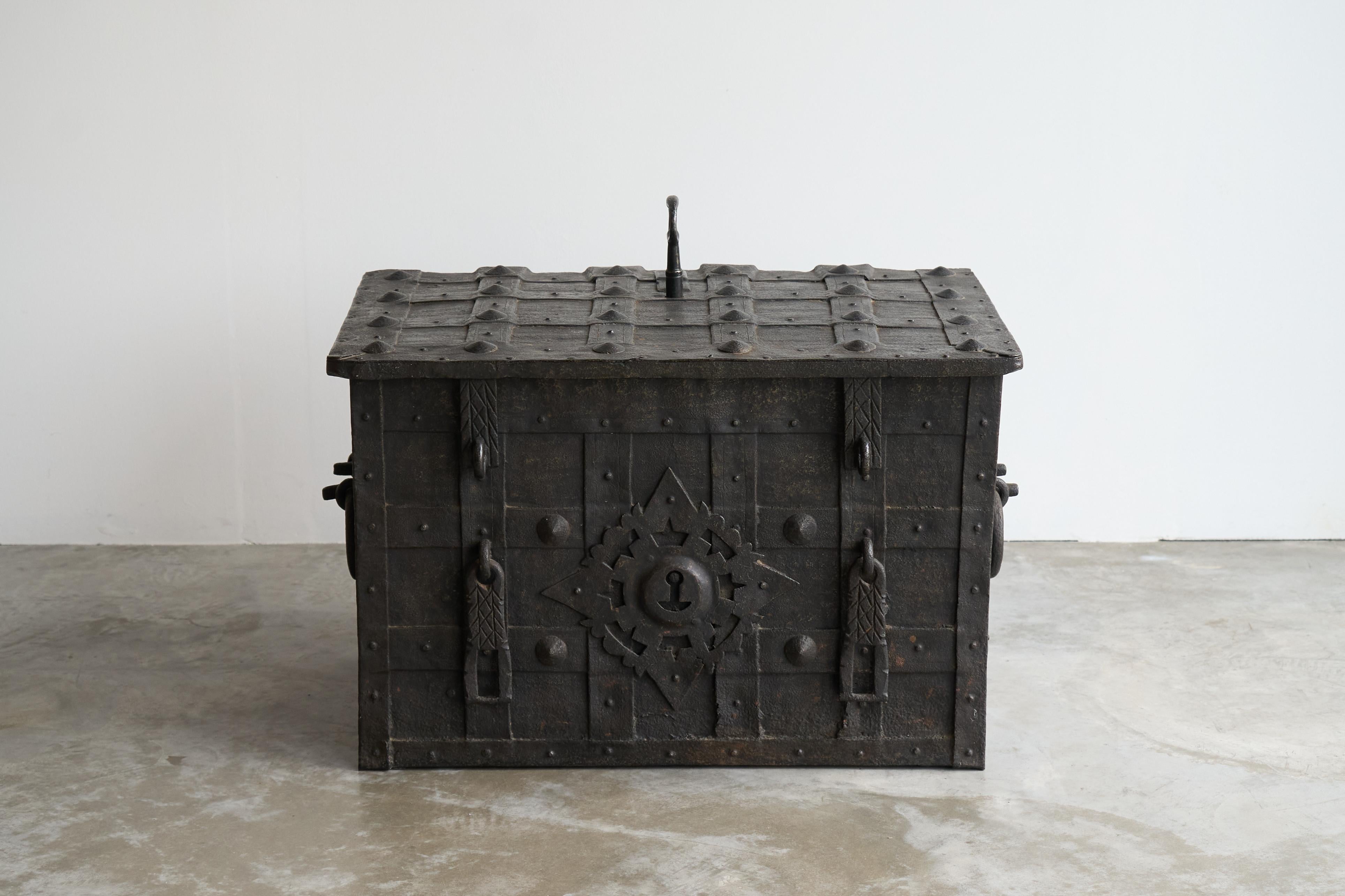 European Very Rare Antique Armada Box or Strongbox in Iron Early 17th Century For Sale