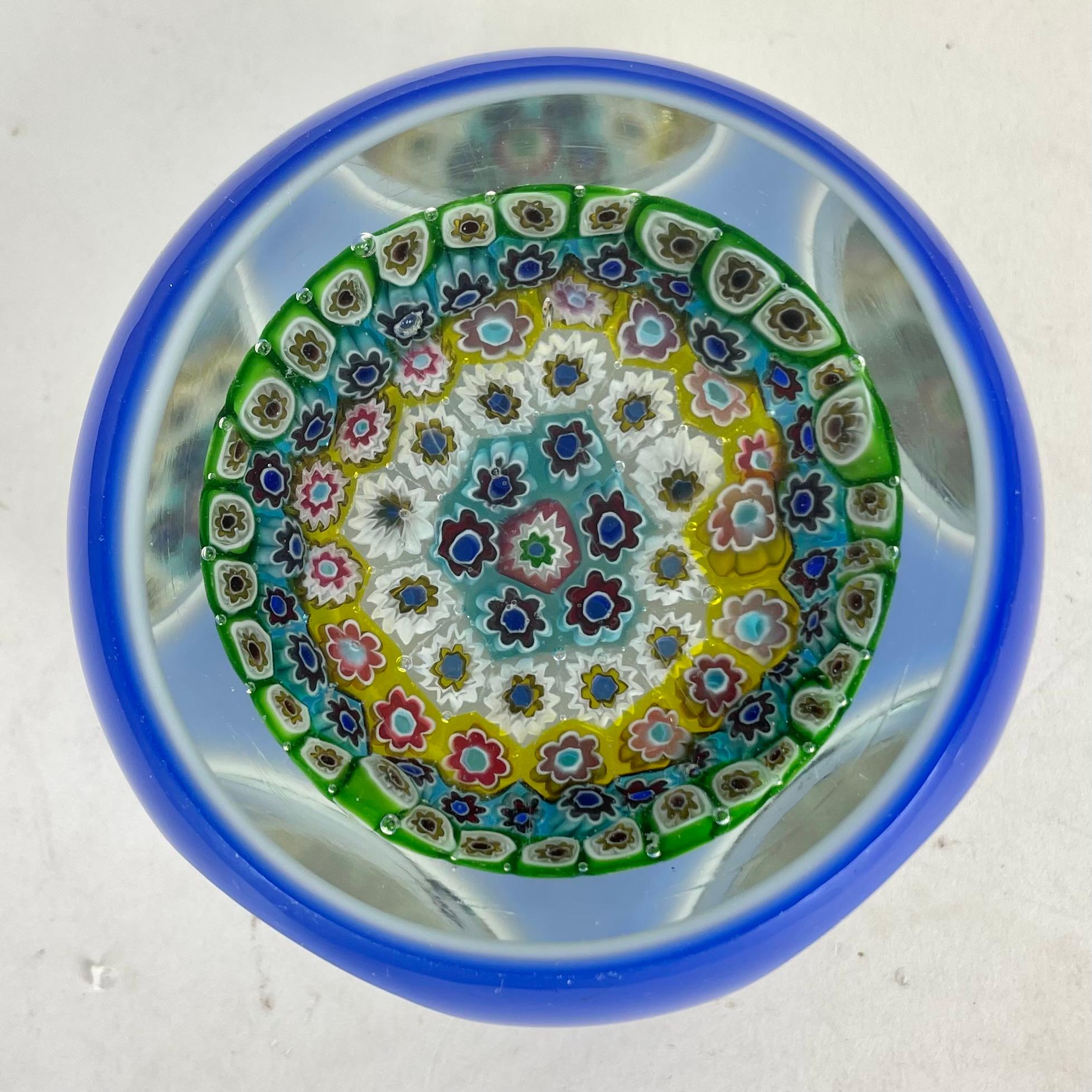 Very Rare Antique Baccarat Glass Paperweight with complex Millefiori For Sale 2