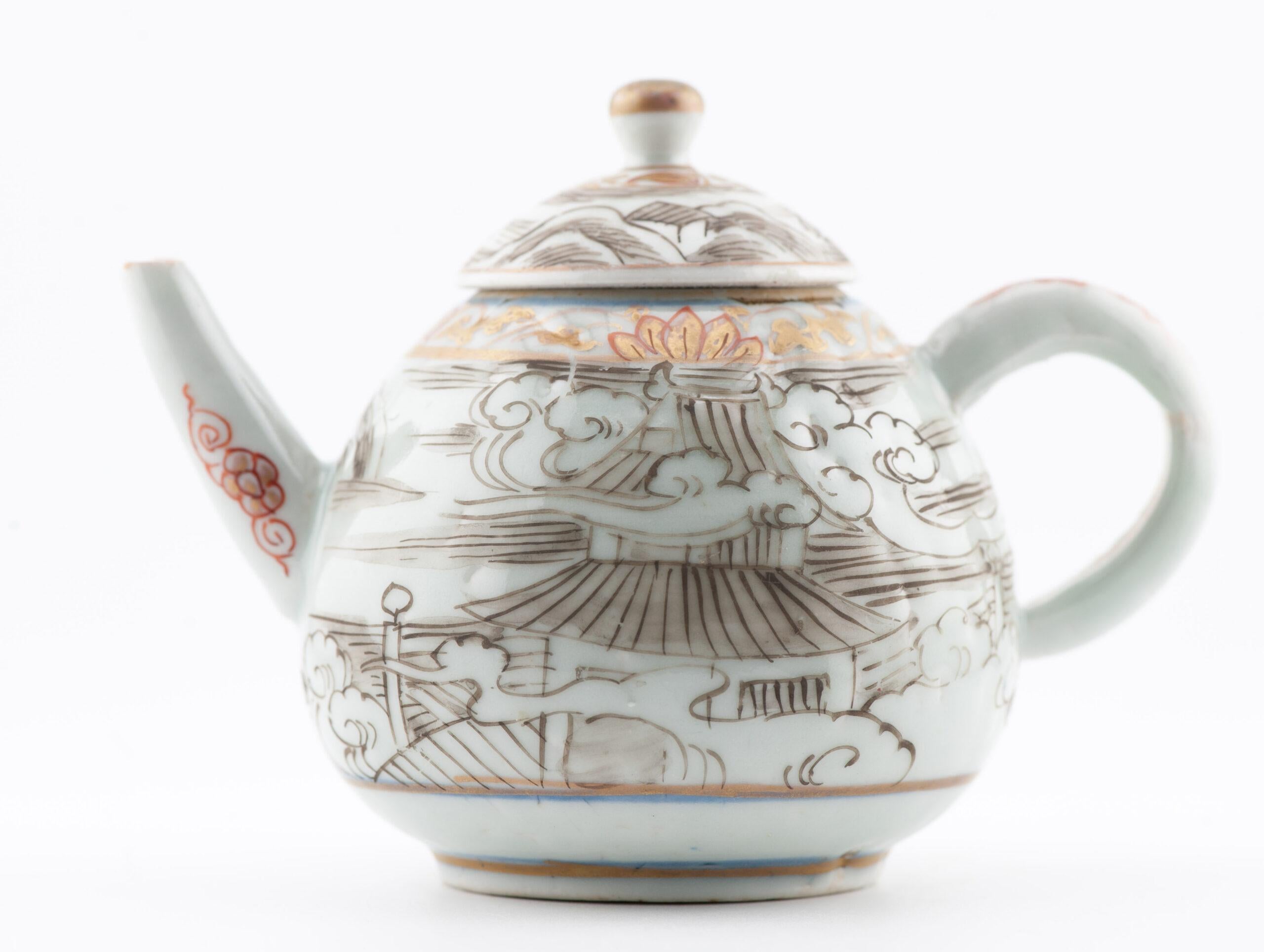 A very nicely decorated teapot. Unique decoration. Hard to find. We have an example in our private collection and this is the third one we have seen in 10 years.

Condition
chip to spout only. Size: 13x9.5CM LengthxHeight
Period
17th century