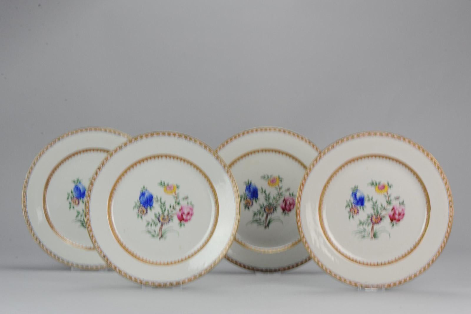 A very nicely decorated set of dinner plates plate. Very rare type of decoration. Dating to circa 1760
Condition

Overall condition B (Good Used). 1 with hairline, 1 with some frits and warping, 1 with a chip, 1 with hairline in base. Size