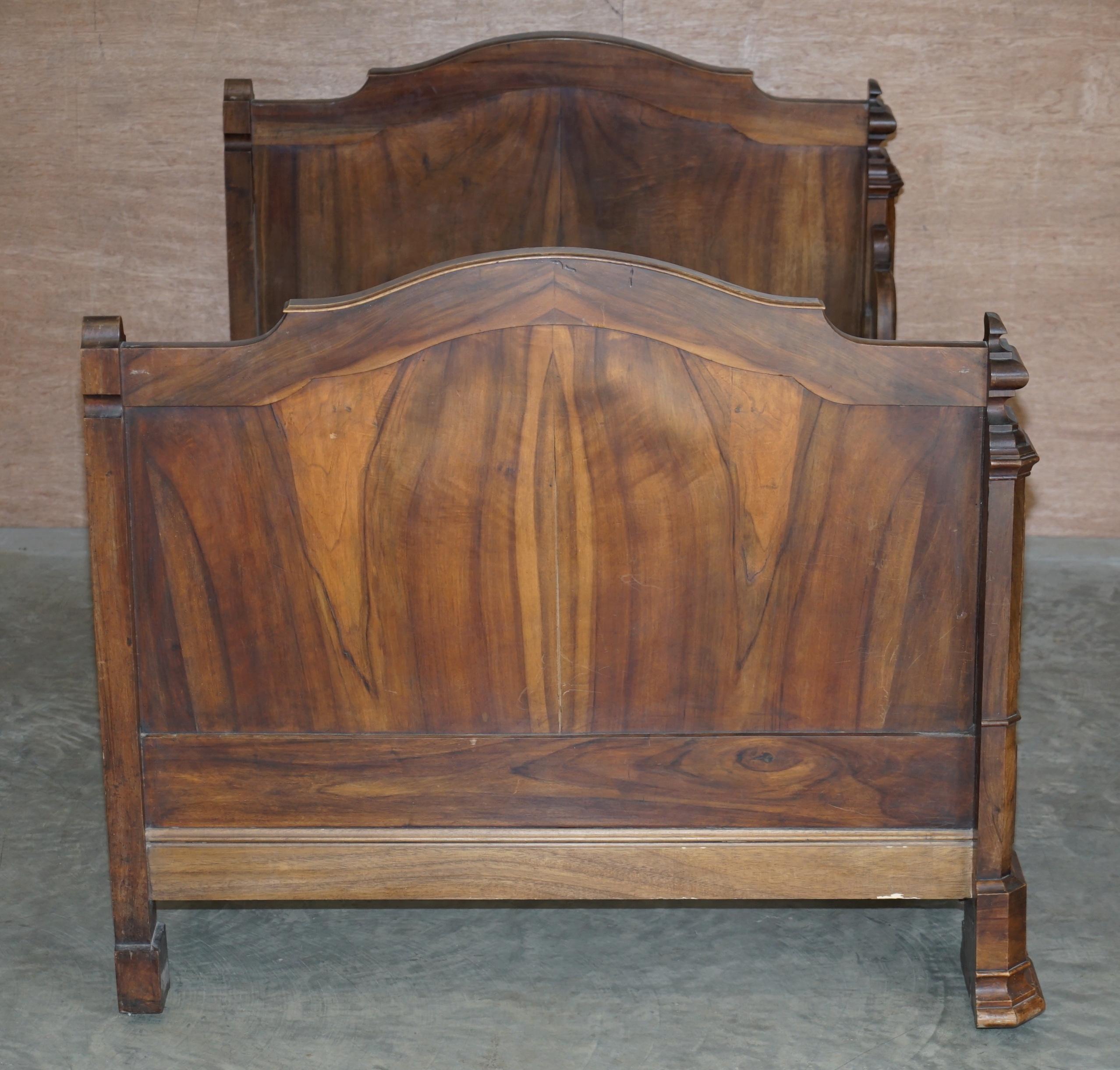 Very Rare Antique circa 1835 Hardwood French Louis Philippe Alcove Daybed Frame 7