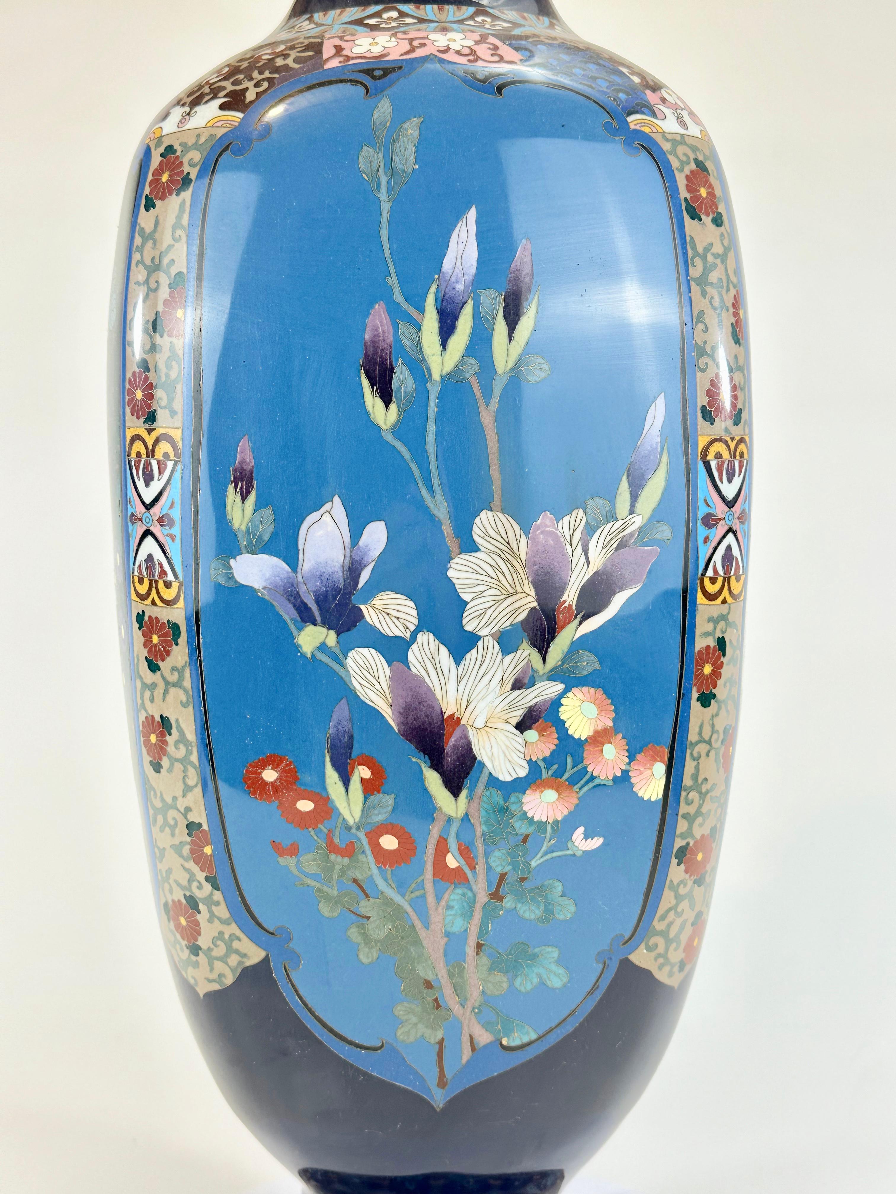 Cuivre Très rare vase cloisonné japonais ancien de l'ère Meiji (fin des années 1800) 24