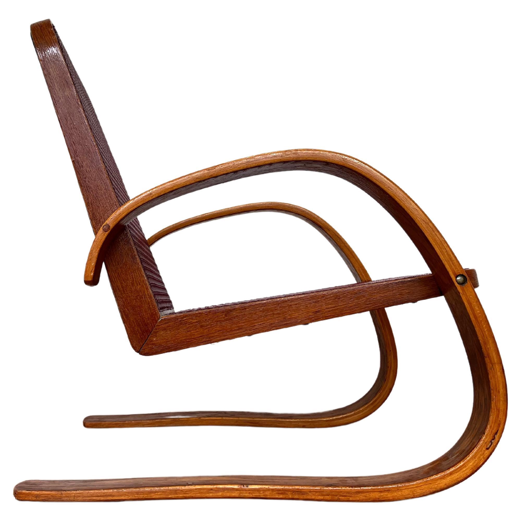 VERY RARE armchair by Miroslav Navrátil for Zdeněk Plesník - 1940s For Sale
