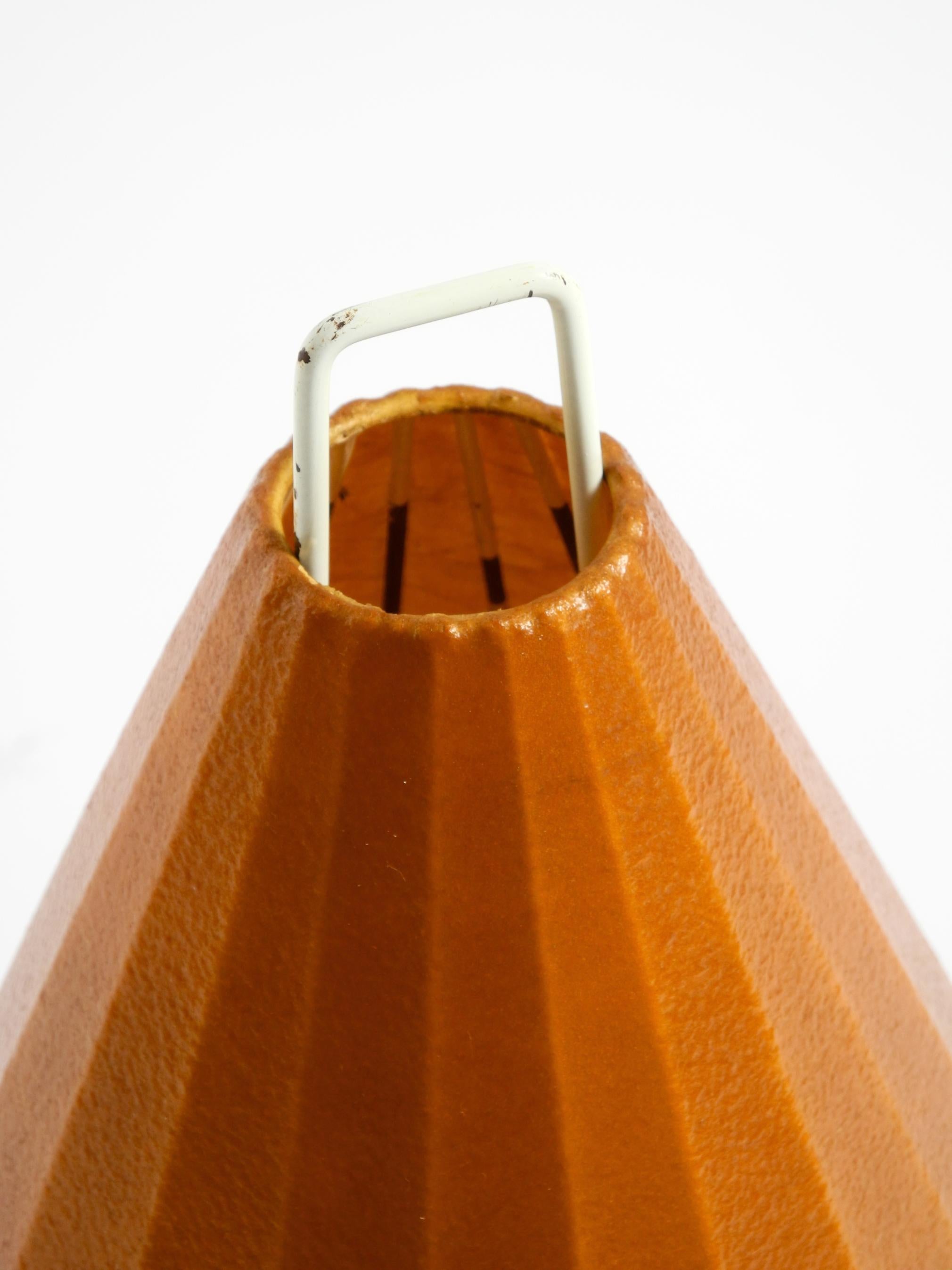 Very rare, beautiful Mid Century Modern Tripod Cocoon table lamp For Sale 3