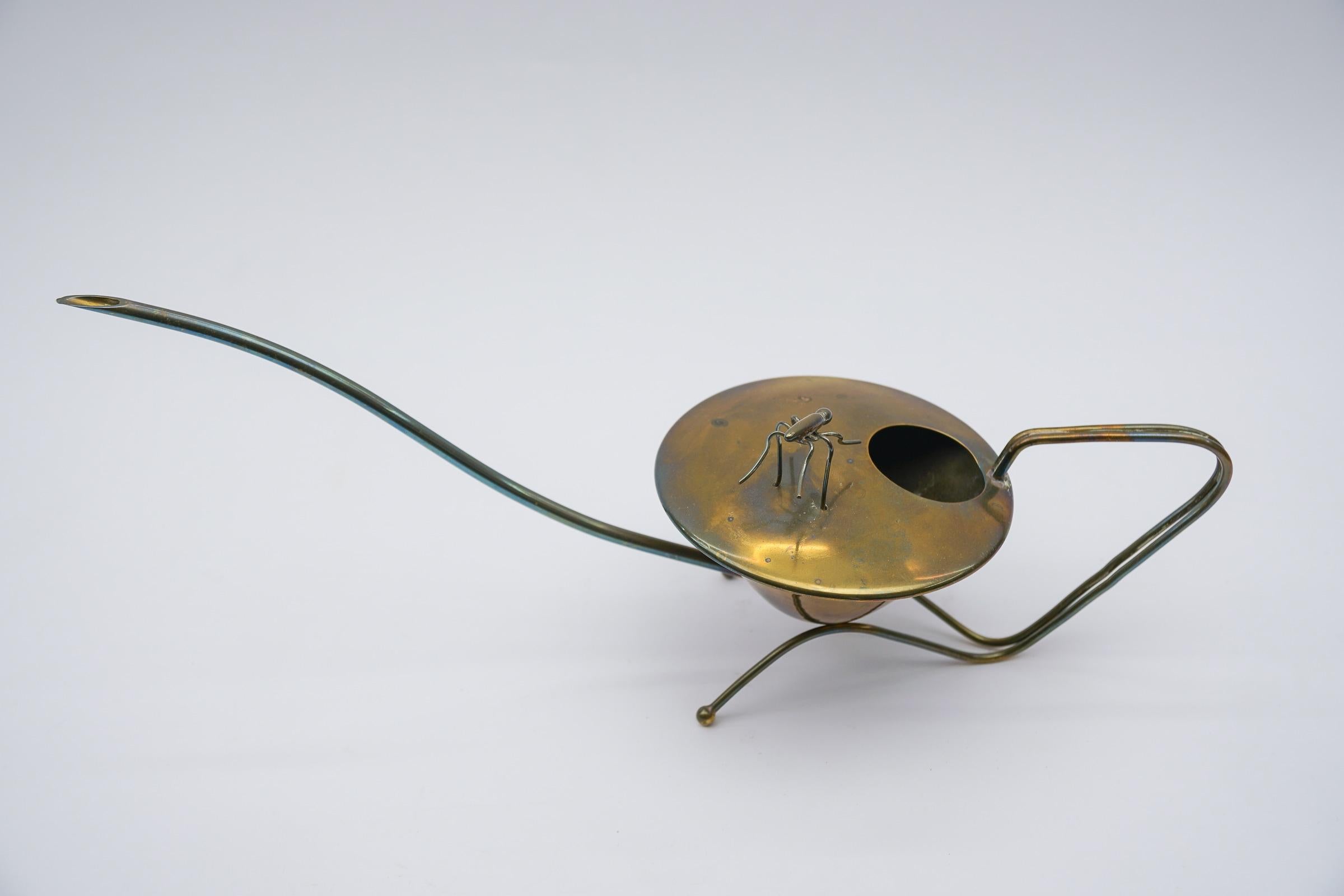 Very Rare Brass Watering Can with Movable Spider, 1950s, Austria In Good Condition For Sale In Nürnberg, Bayern